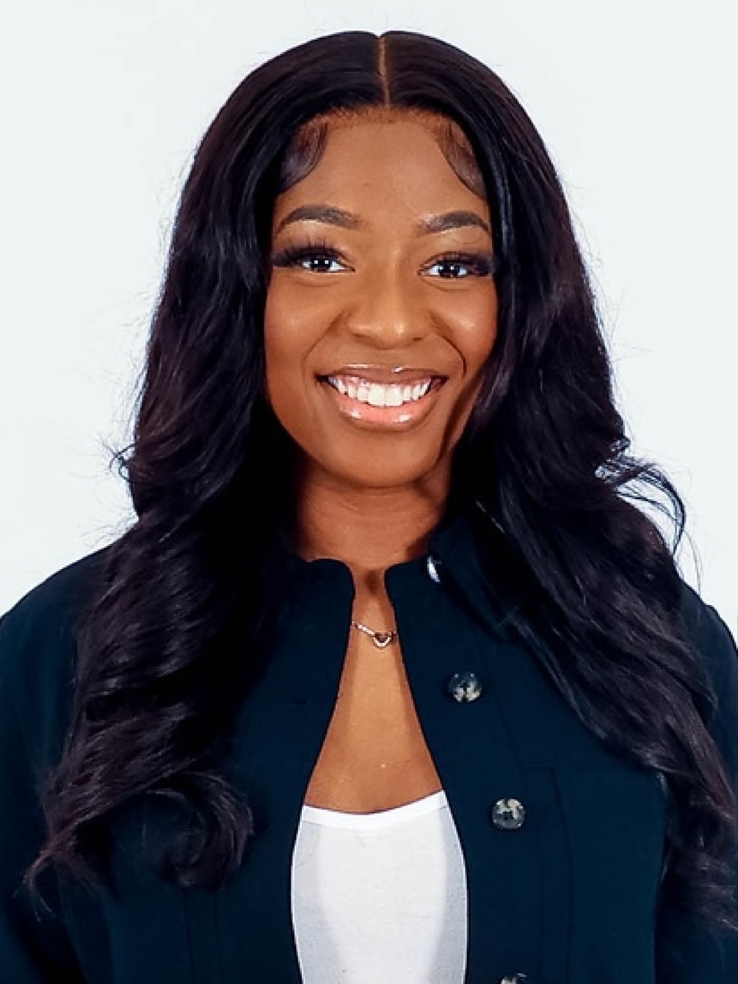 Essence Baucom 2024-25 Headshot