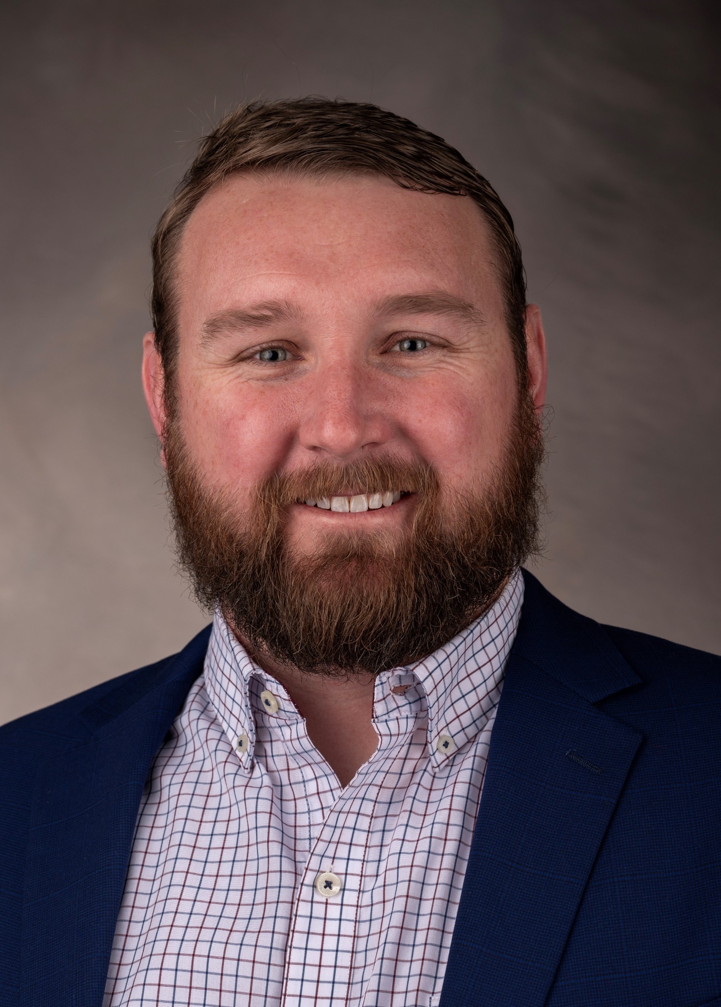 Tyler Moos Headshot