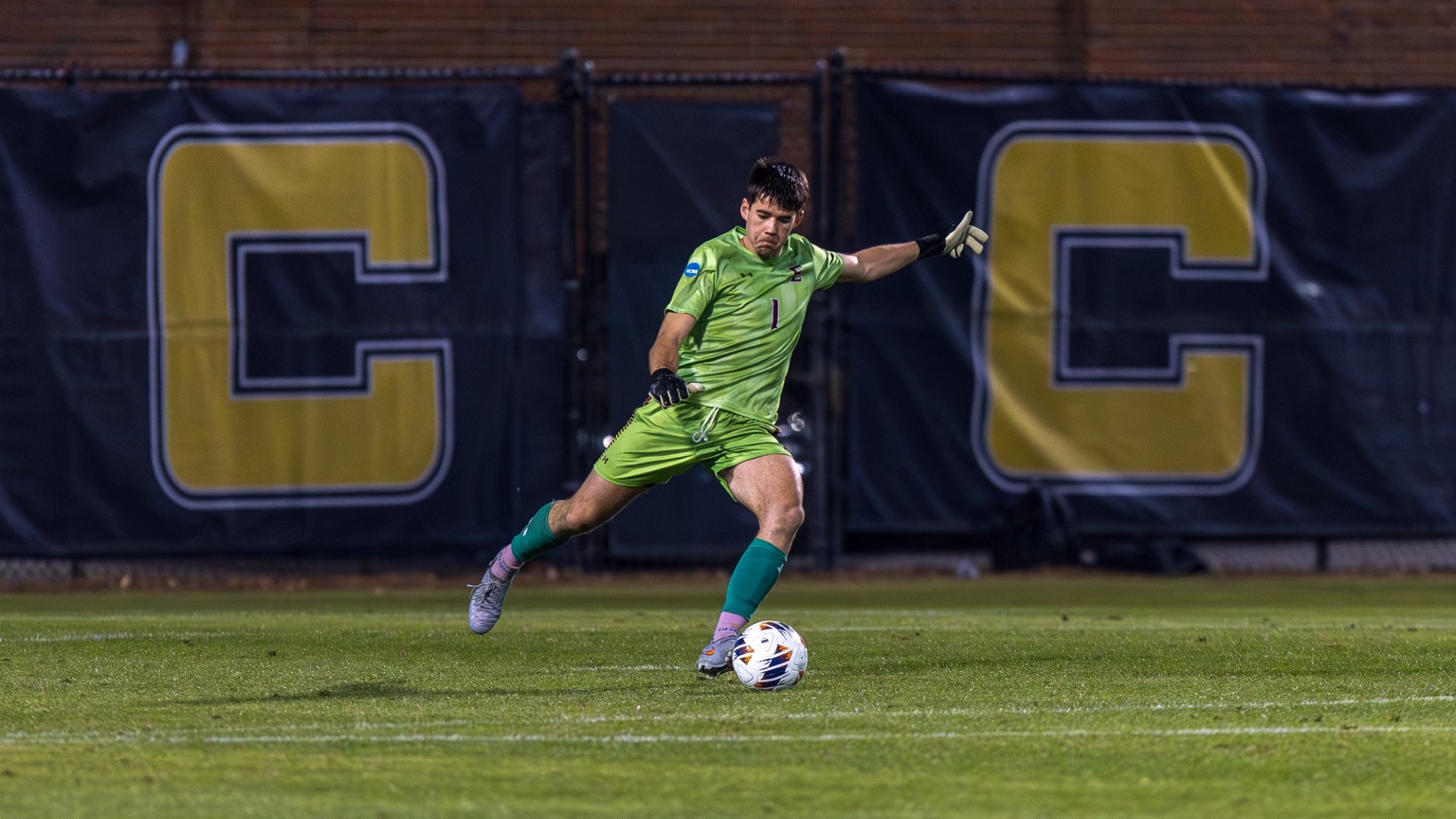 Jackson Leavitt goal kick vs. UNCG NCAA Tournament