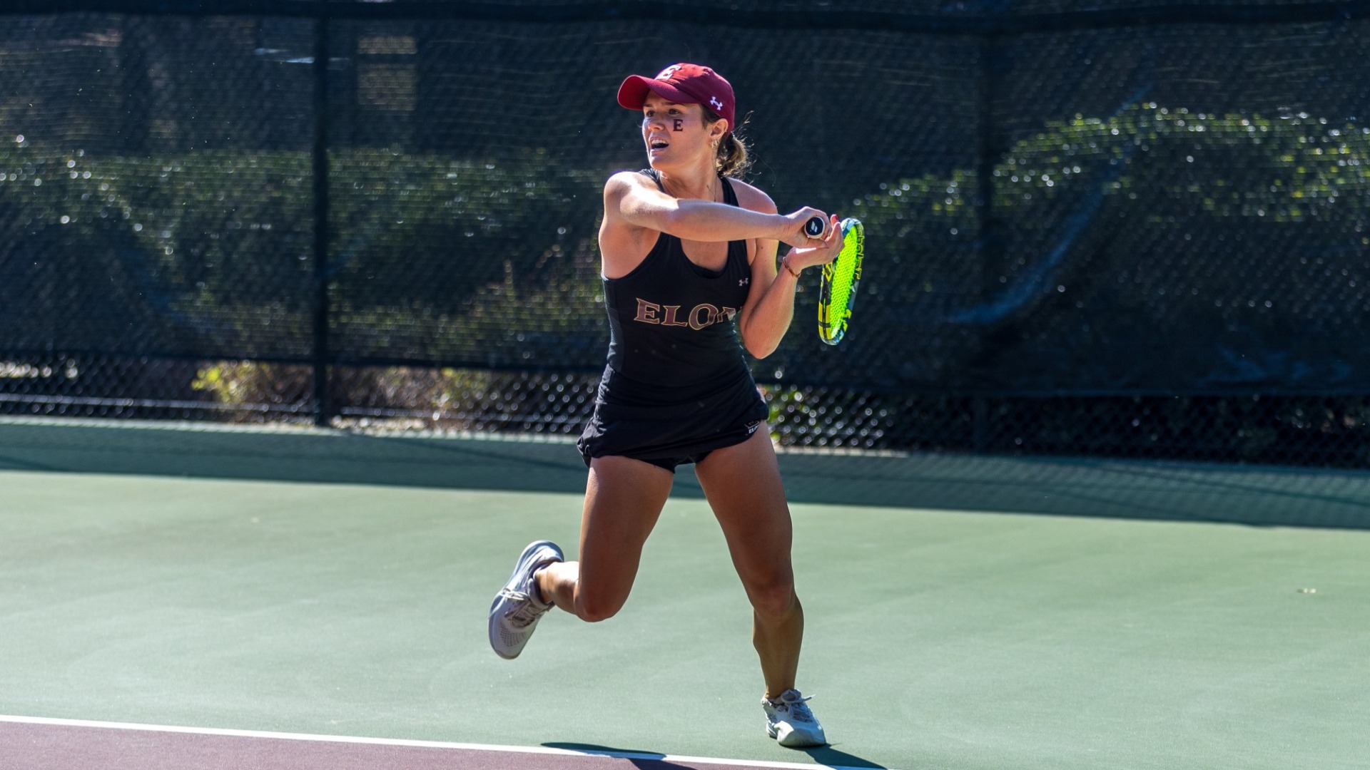Simone Bergeron hits forehand