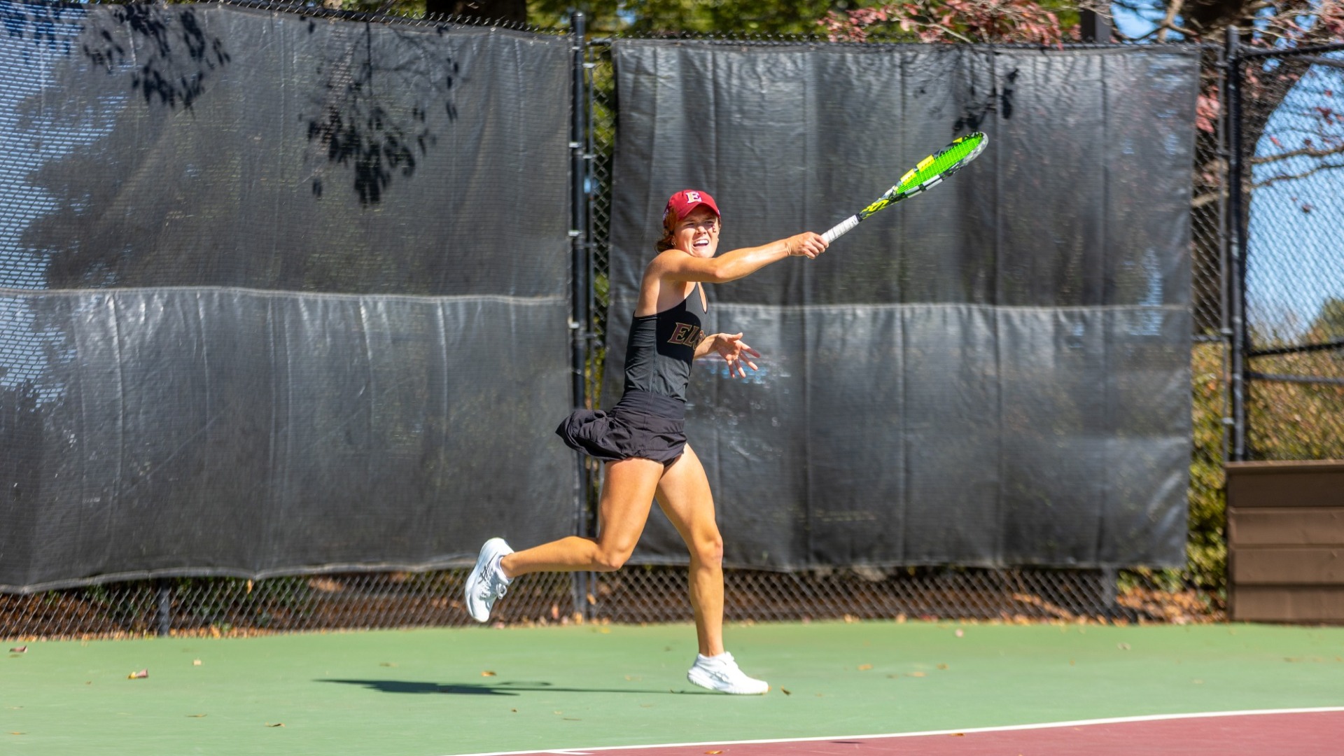 Simone Bergeron forehand