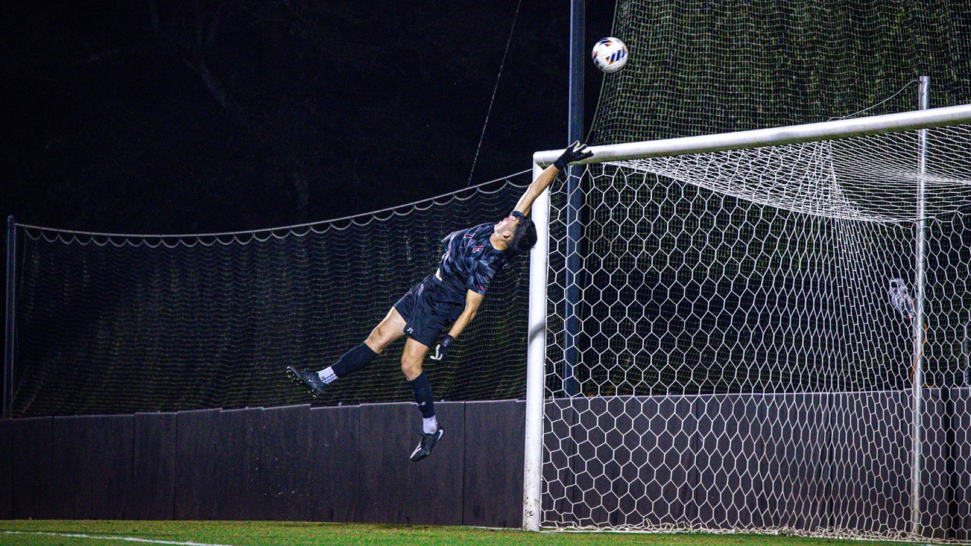 Jackson Leavitt leaping save