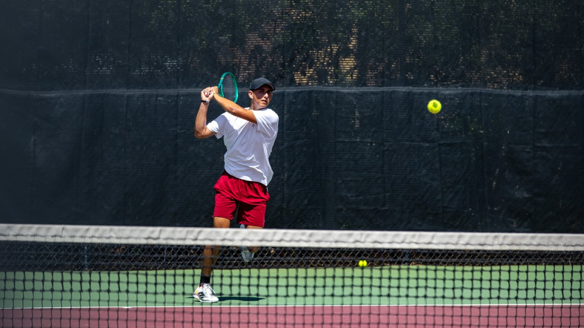 Nikola Parichkov backhand