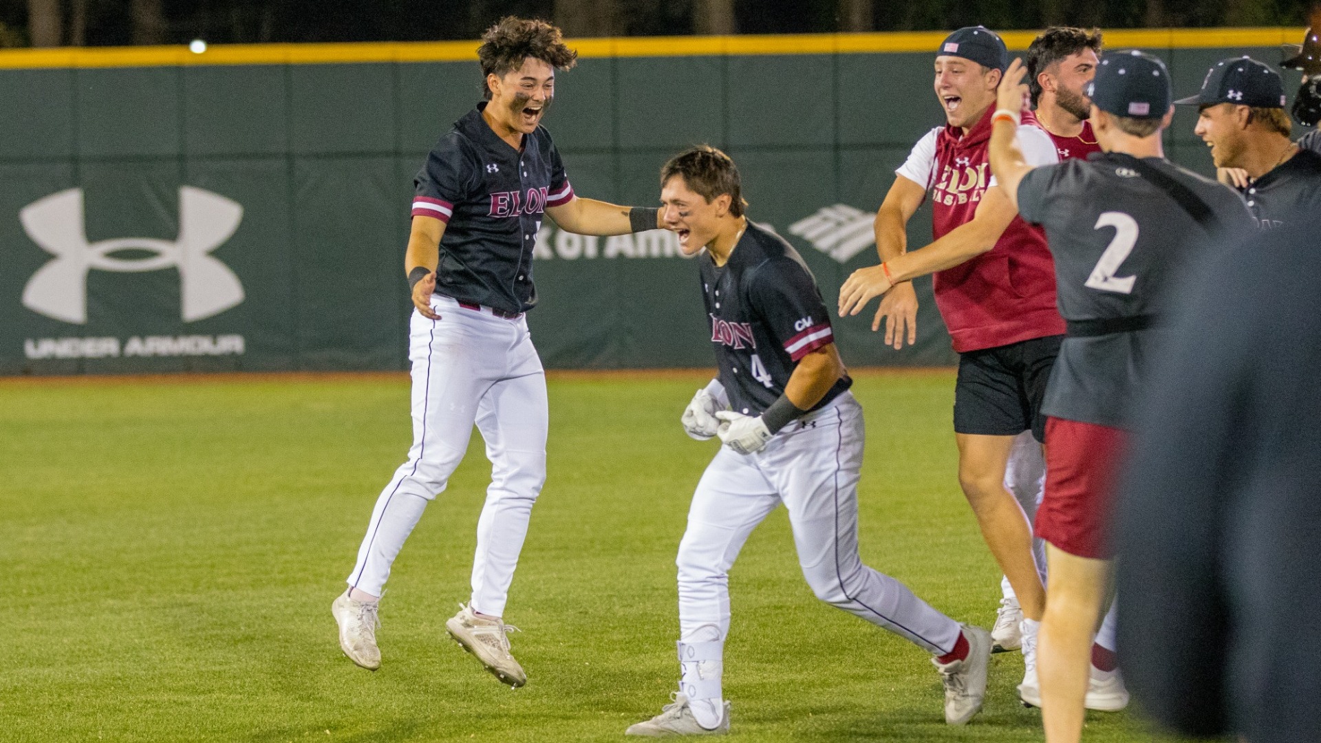 Gar Hindle Walks-Off Queens