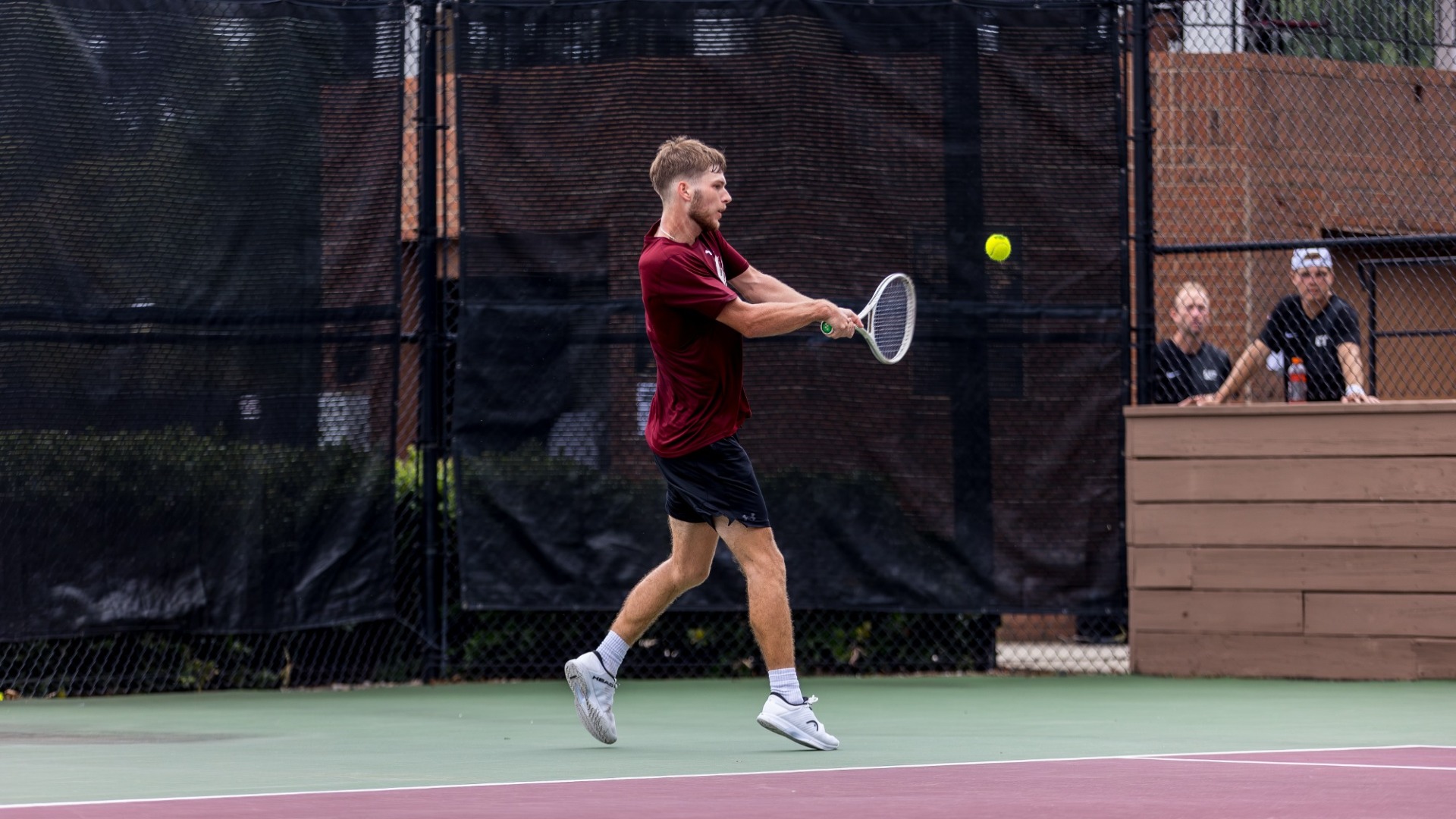 Jack Curtis backhand at Elon Invitational 