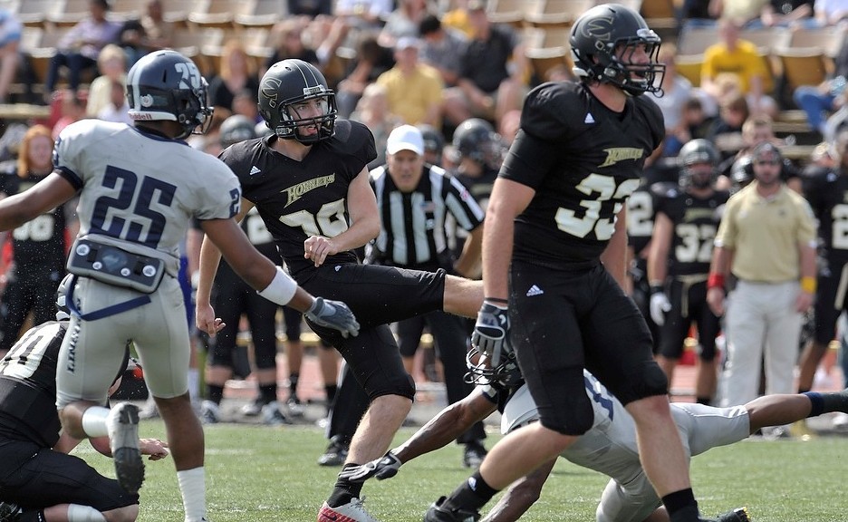 Eli Kuhns 2013 Football Emporia State University Athletics