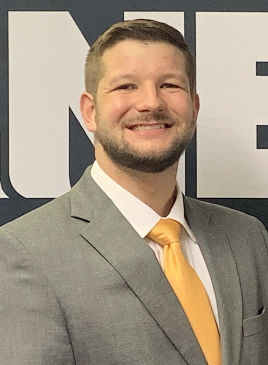 20-21 ESU MBB Coach Brandon Gossett