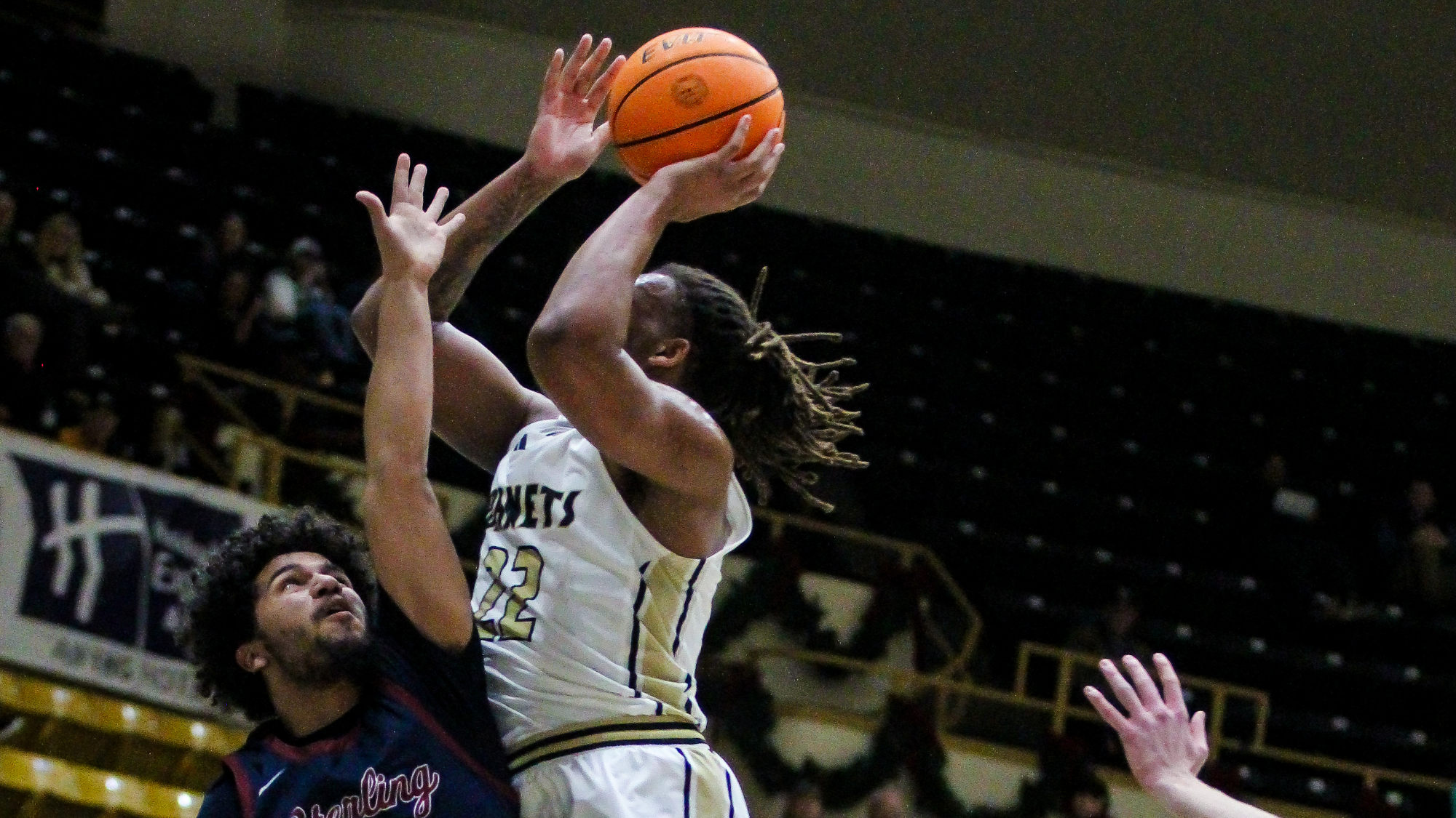 25-26 MBB Taylor vs Sterling