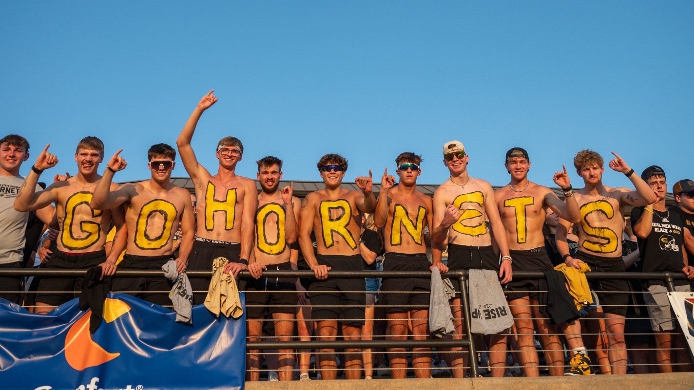 ESU Football Fans Go Hornets