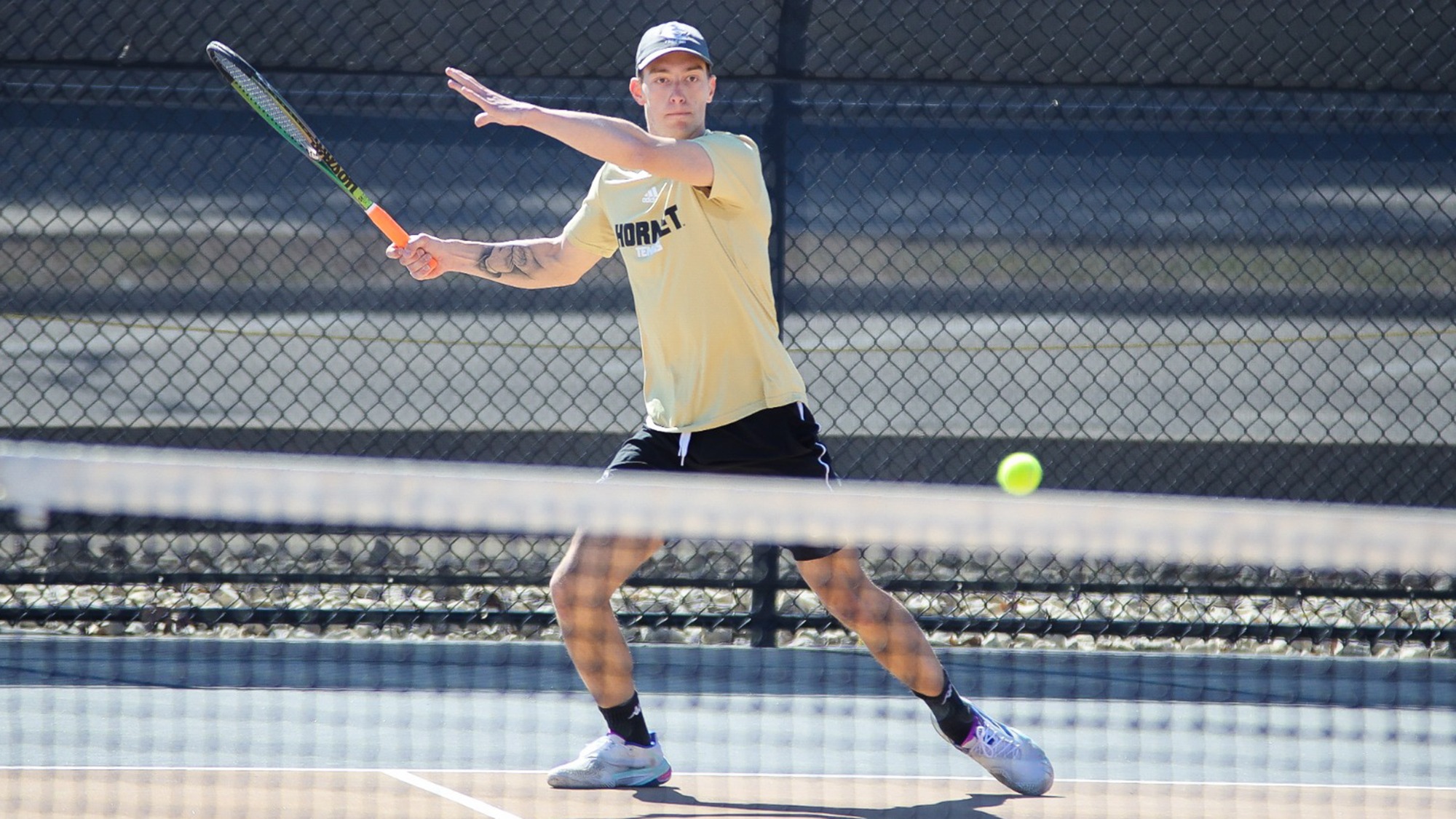 2025 Emporia State Men's Tennis Roko Kacer vs William Jewell action