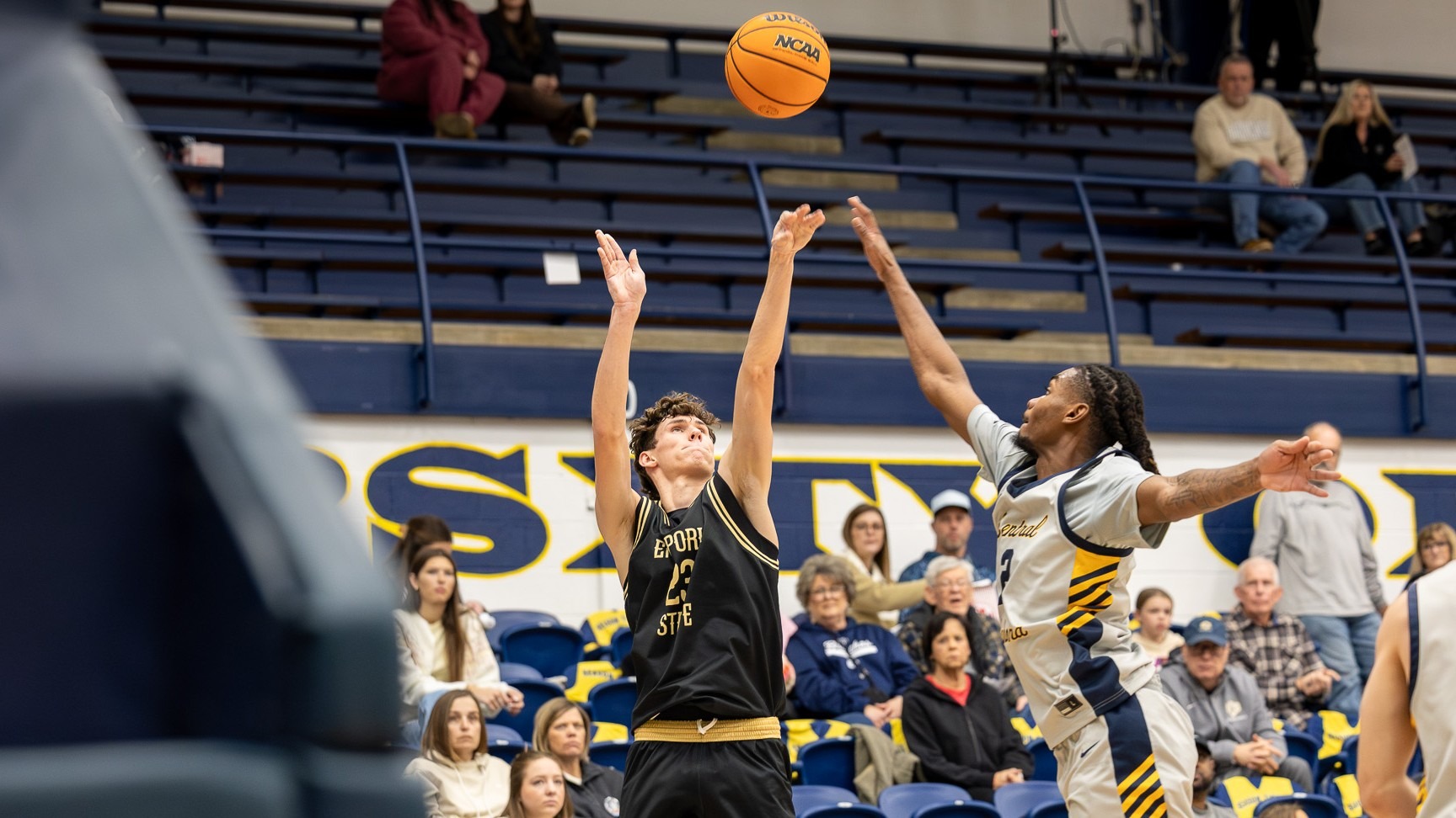 2025-26 Emporia State Men's Basketball Chris Harris jumper at UCO