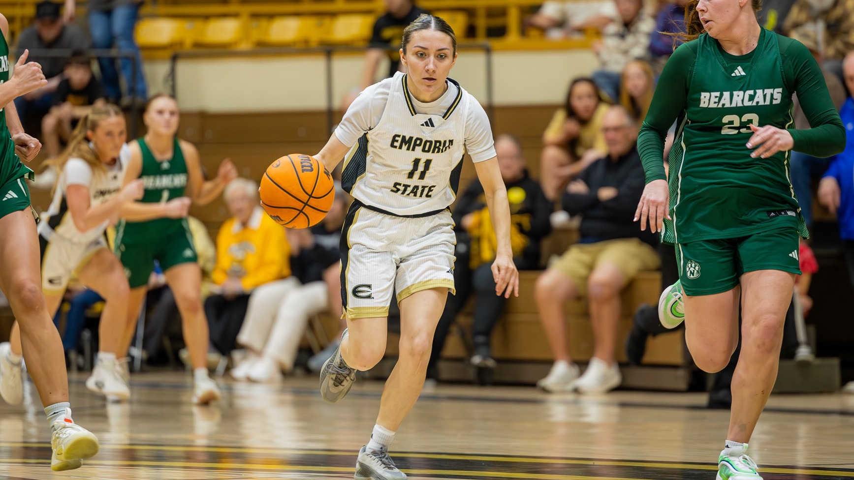 2025-26 Emporia State Lady Hornets Basketball Kaitlyn Sanders vs NWMSU