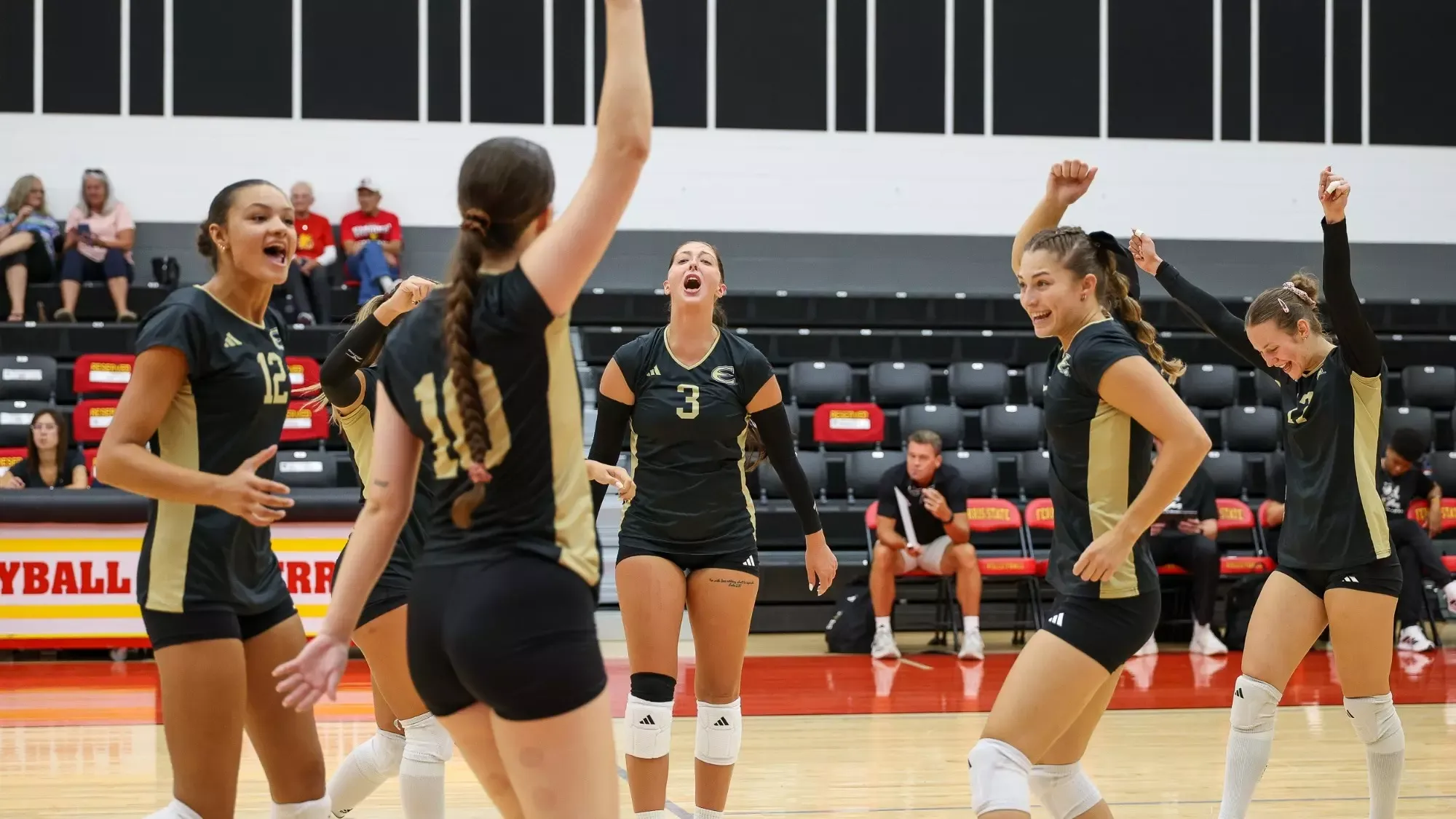 26 ESU VB vs MSU at Ferris
