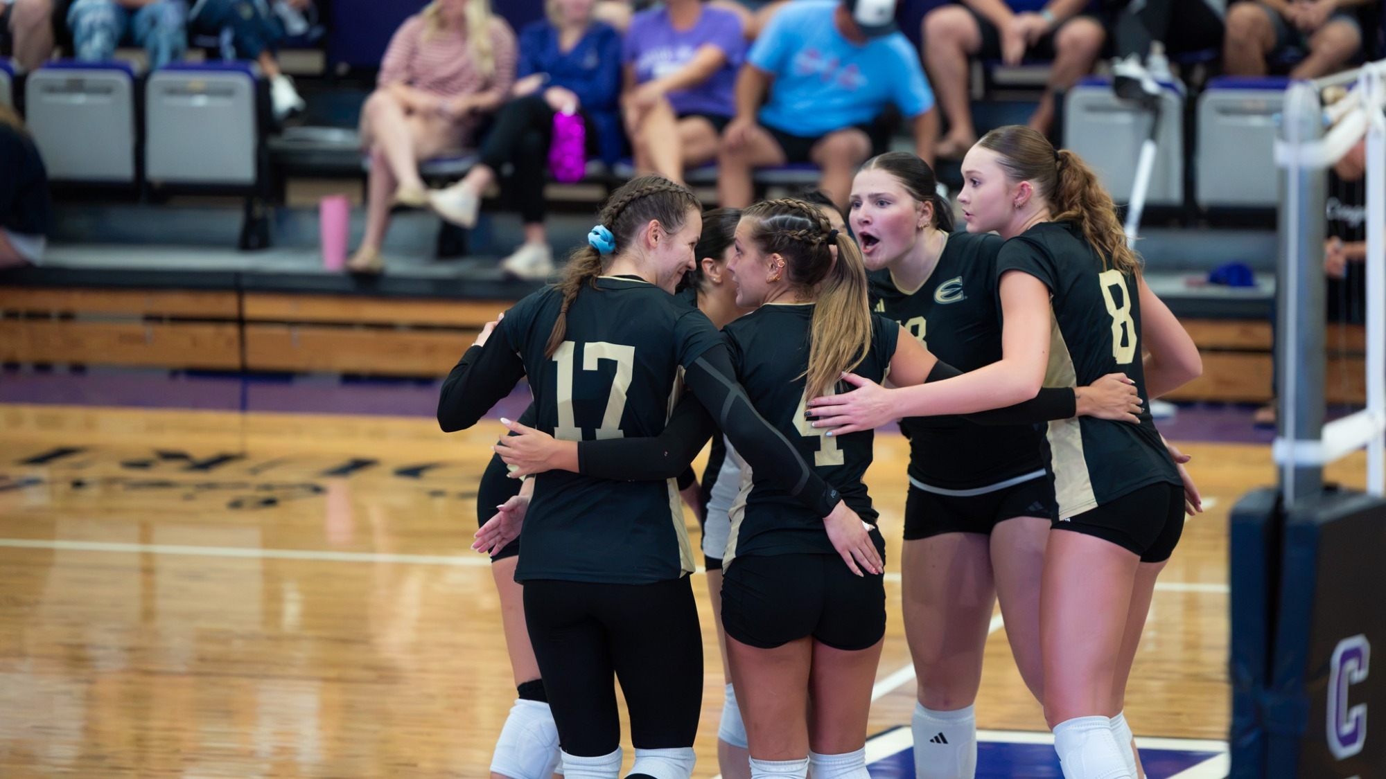 26 ESU VB Team Huddle at USF