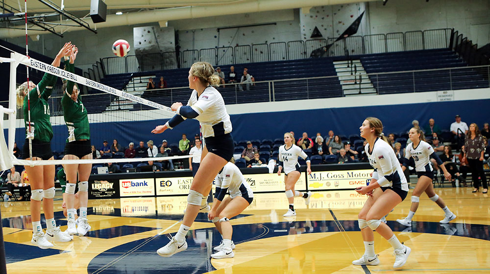 Megan Bunn Volleyball Eastern Oregon University Athletics