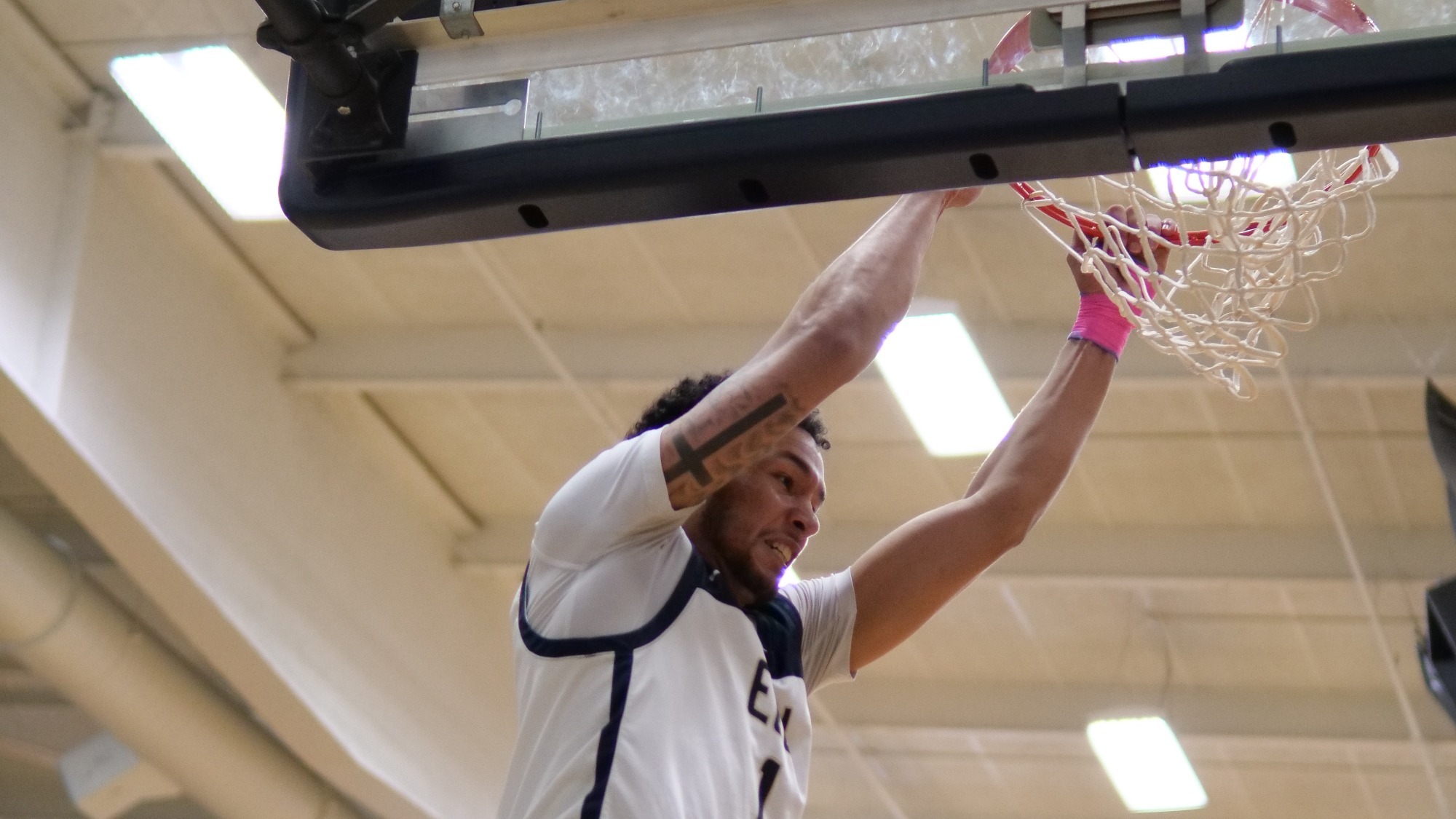 Mounties Separate from Knights with Strong Start to Second Half