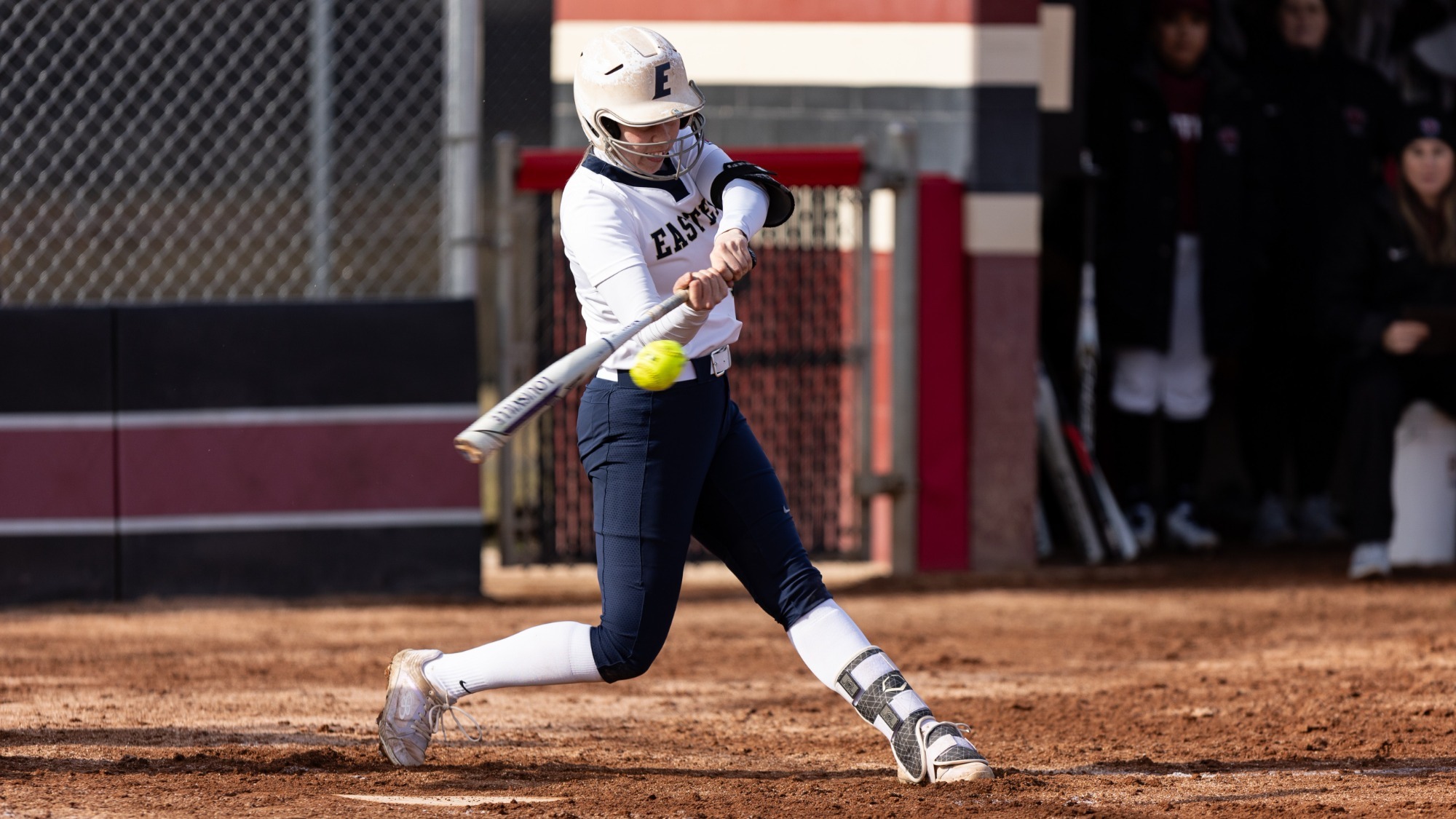 Eastern Oregon Softball Tops Whitworth in Doubleheader Sweep Eastern