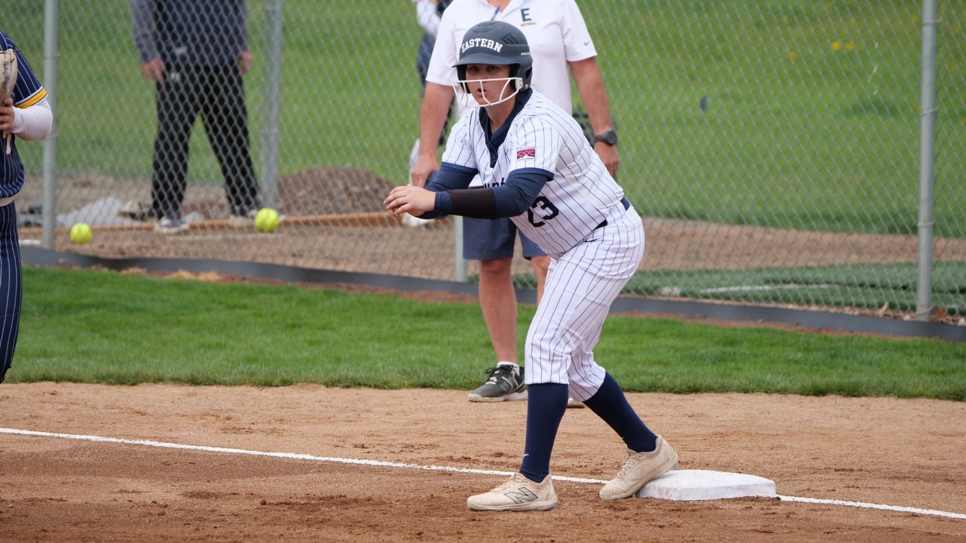 Lexi Grumbois baserunning