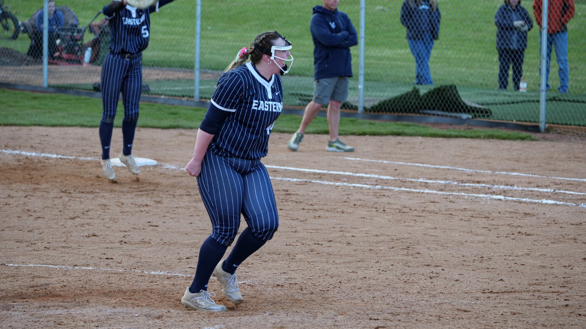 Natalie Dimitrov pitching