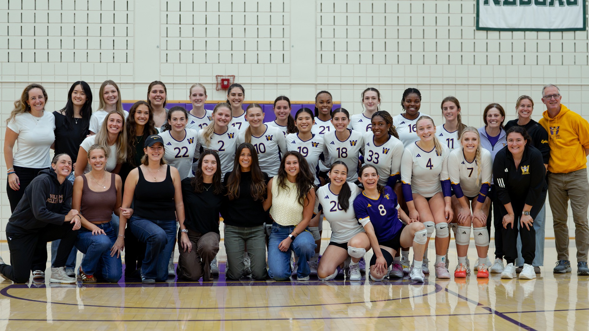 W Volleyball 1,000th Program Win