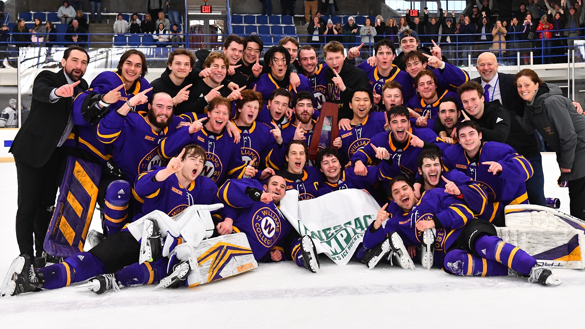 Men's Ice Hockey Photo 3-8-26