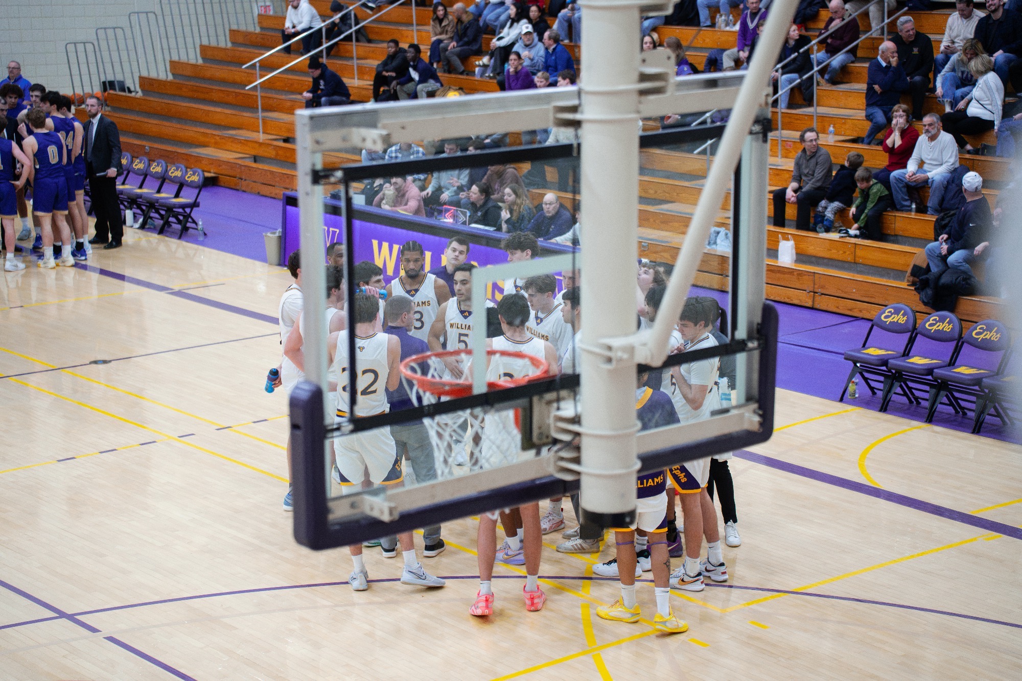 Men's Basketball Huddle