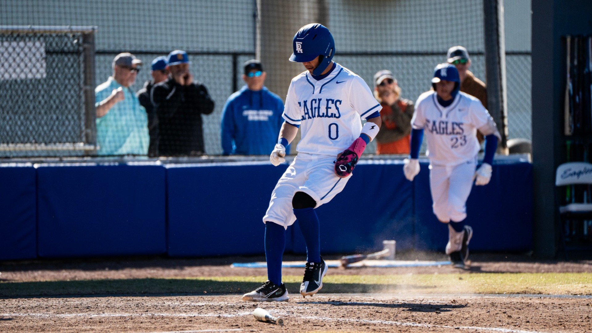 Feliciano Steals Home