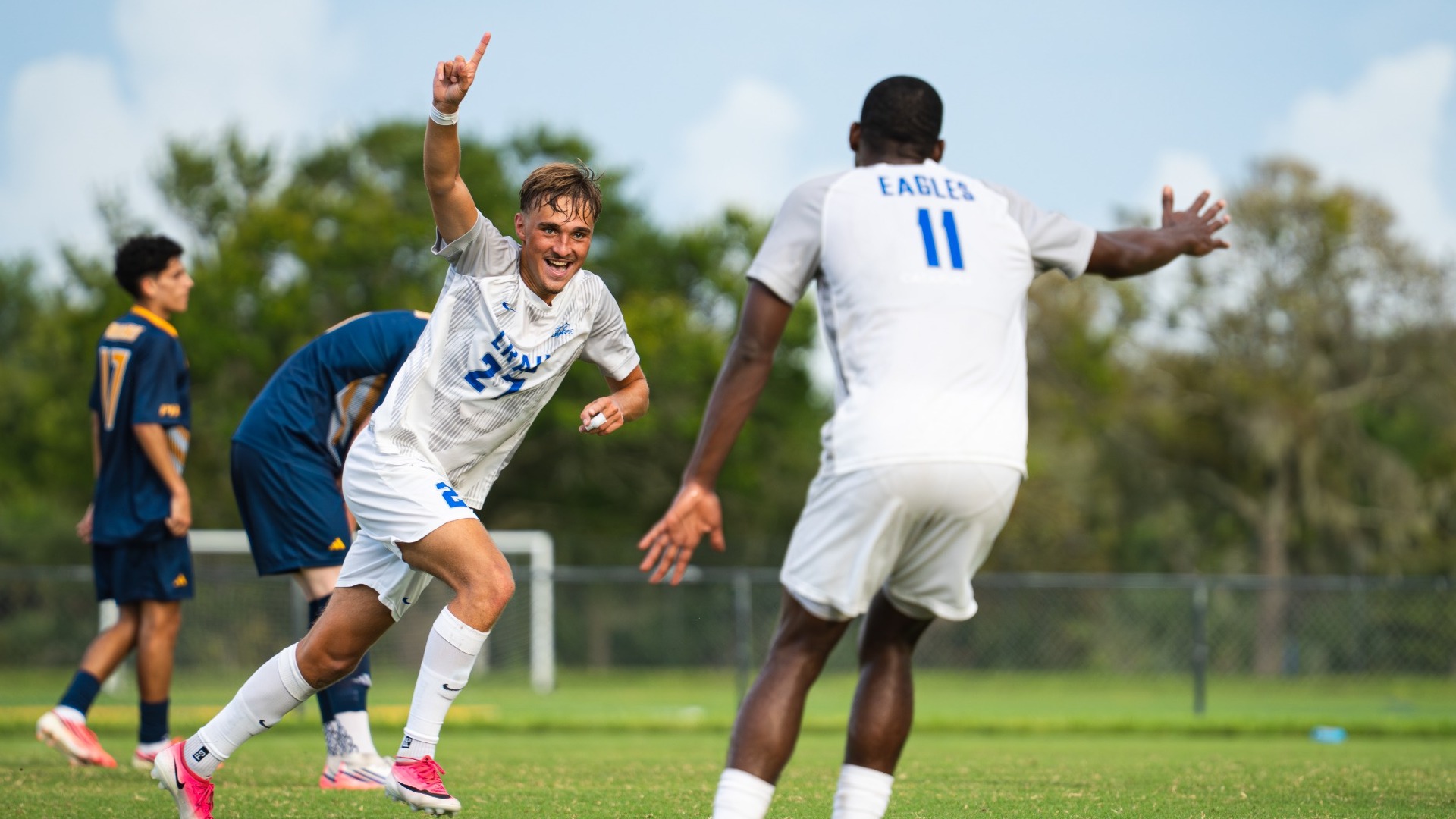 Lukas Bludau Celebration