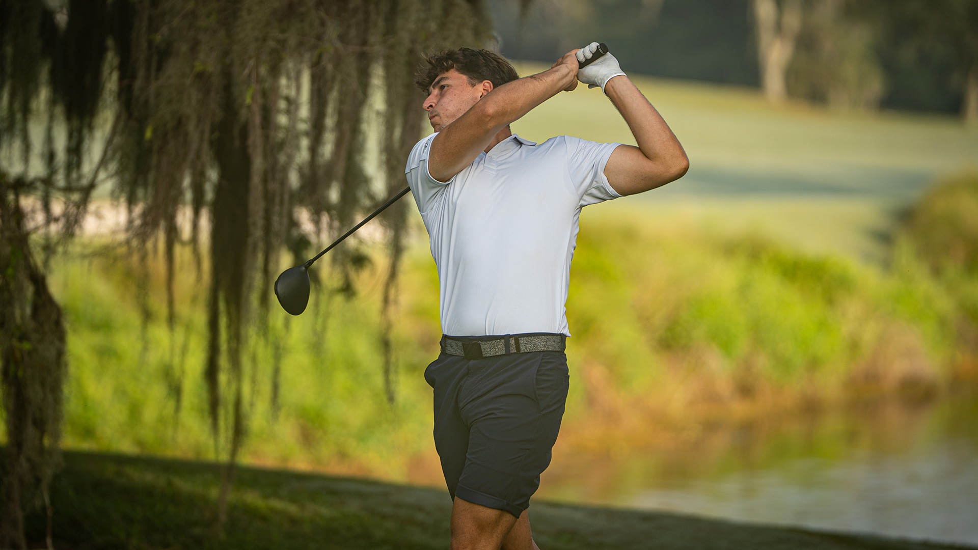 Rafa tee shot