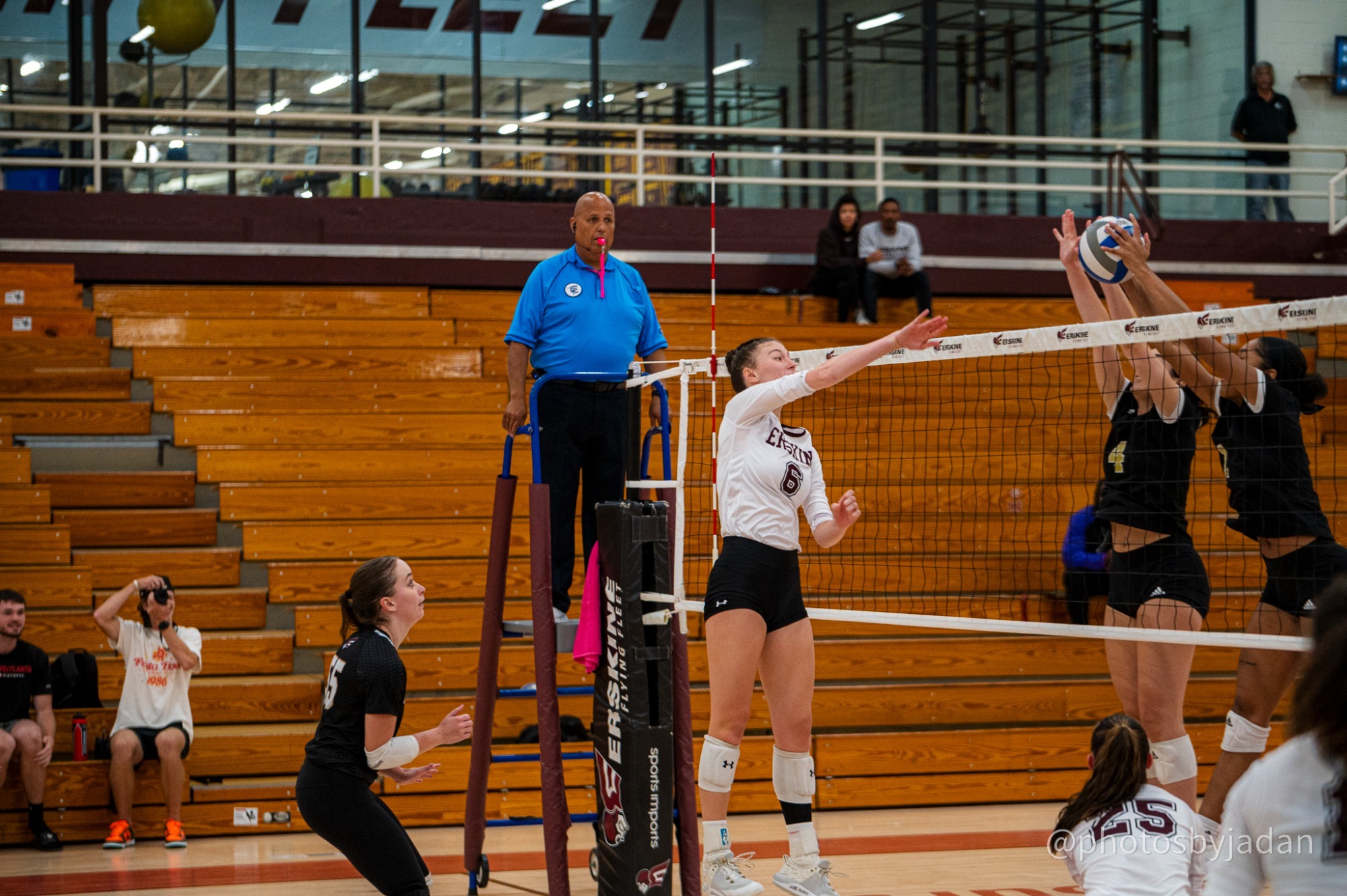 Erskine Women's Volleyball Fleet come up just short in thrilling four