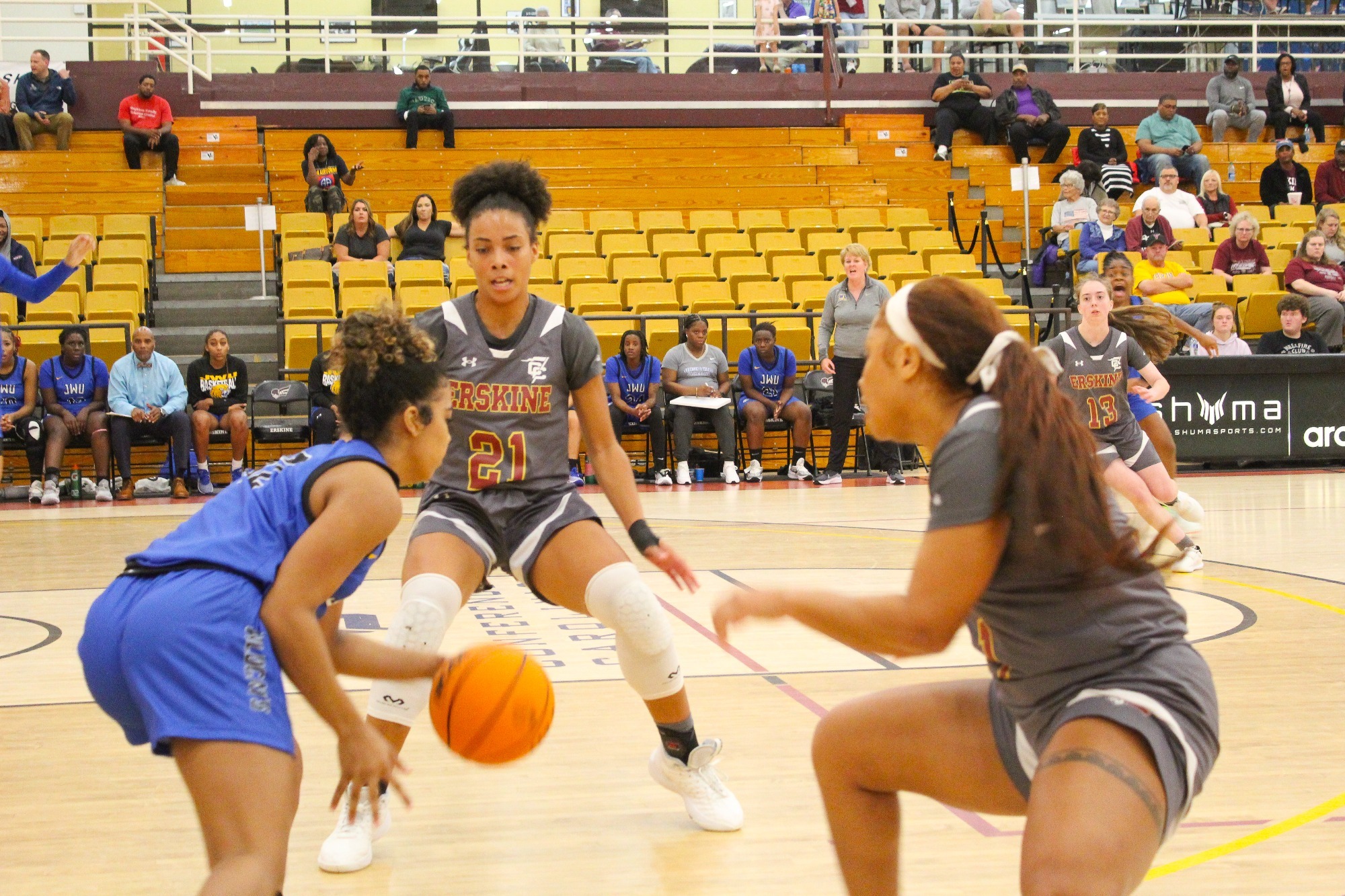 Erskine Women's Basketball Late runs sends Barton past Fleet