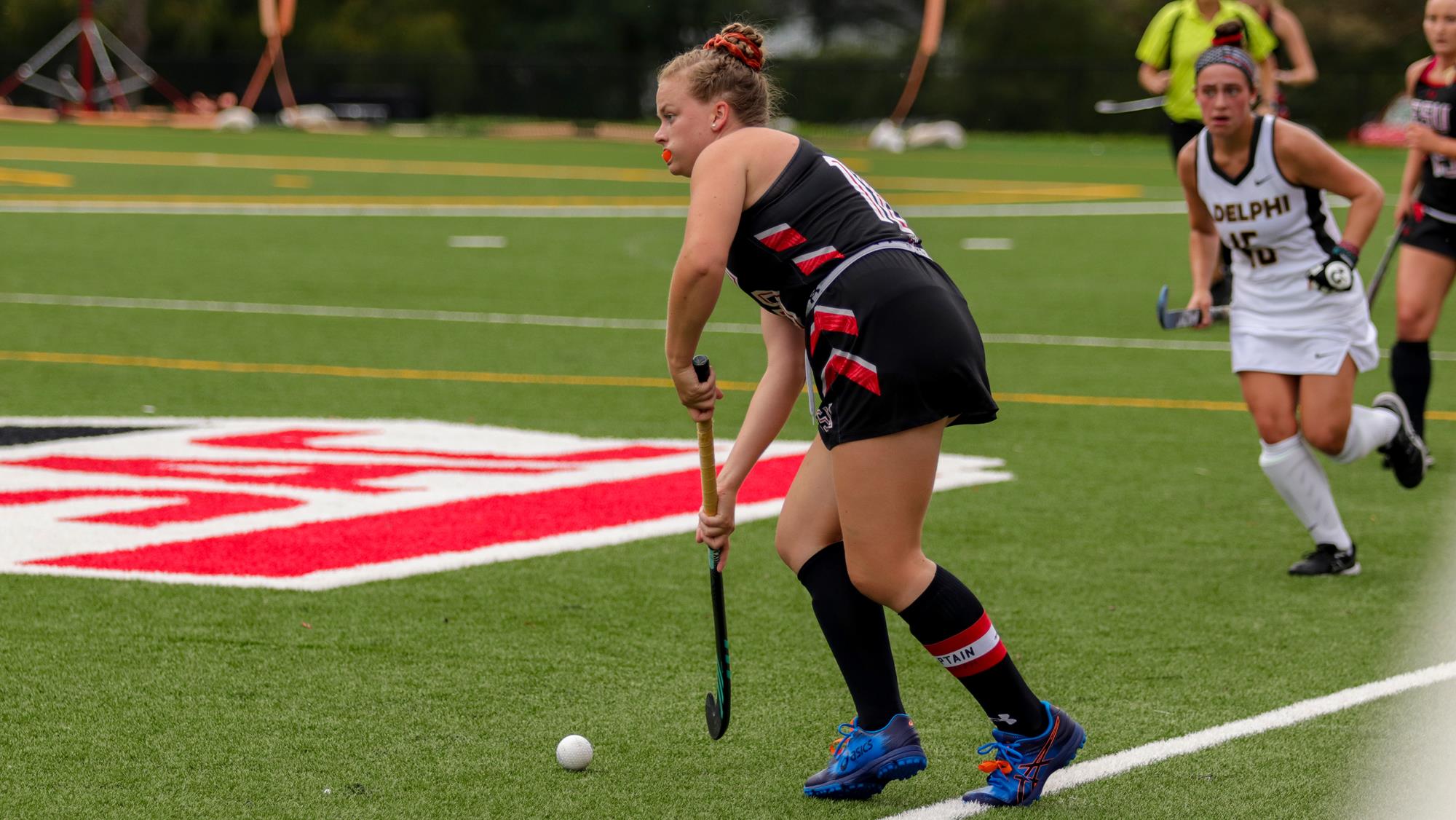Krozser, Veenstra Lift No. 2 Field Hockey Past No. 8 Adelphi, 32