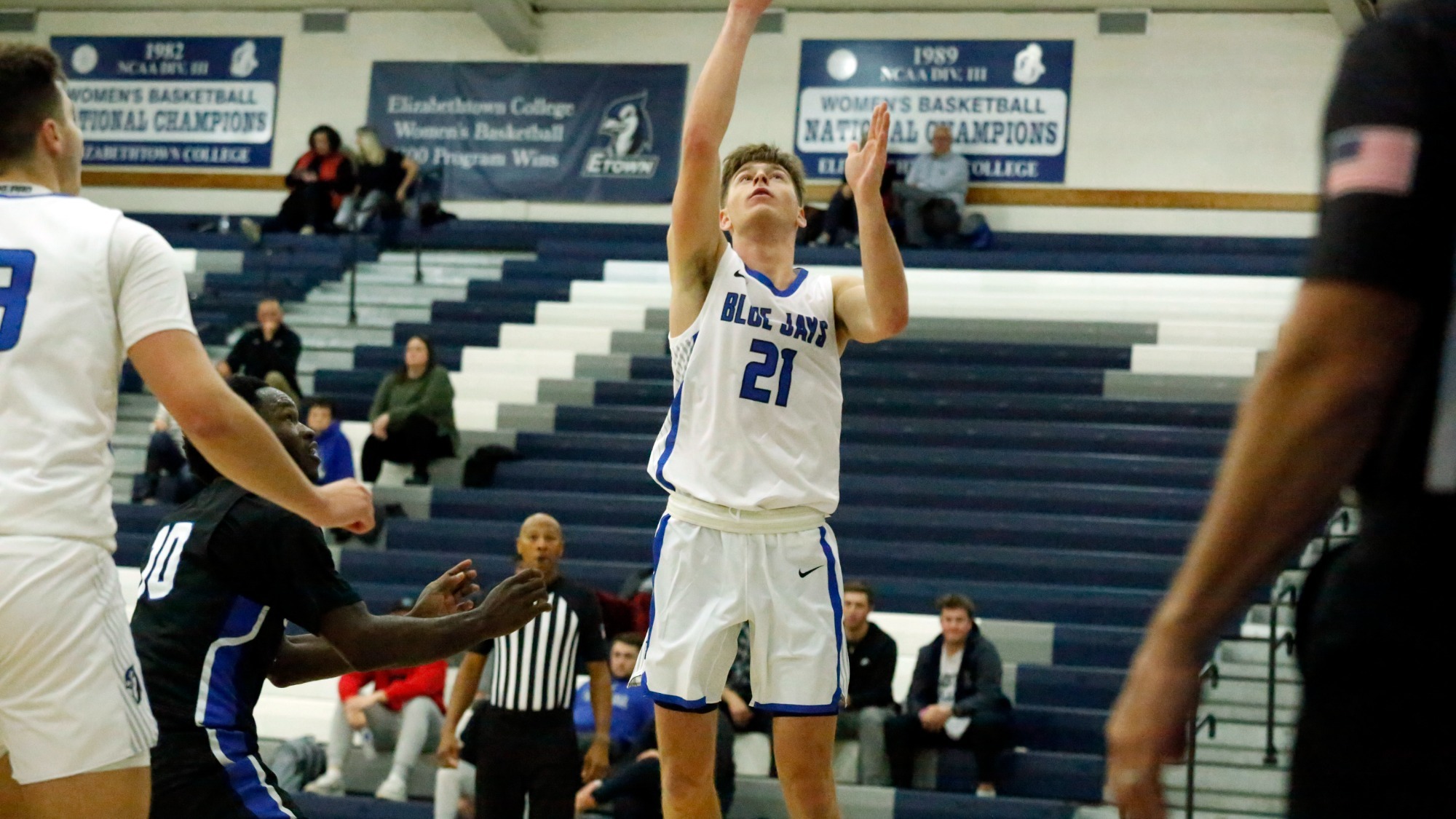Blue Jays Hold Off Dutchmen - Elizabethtown College Athletics