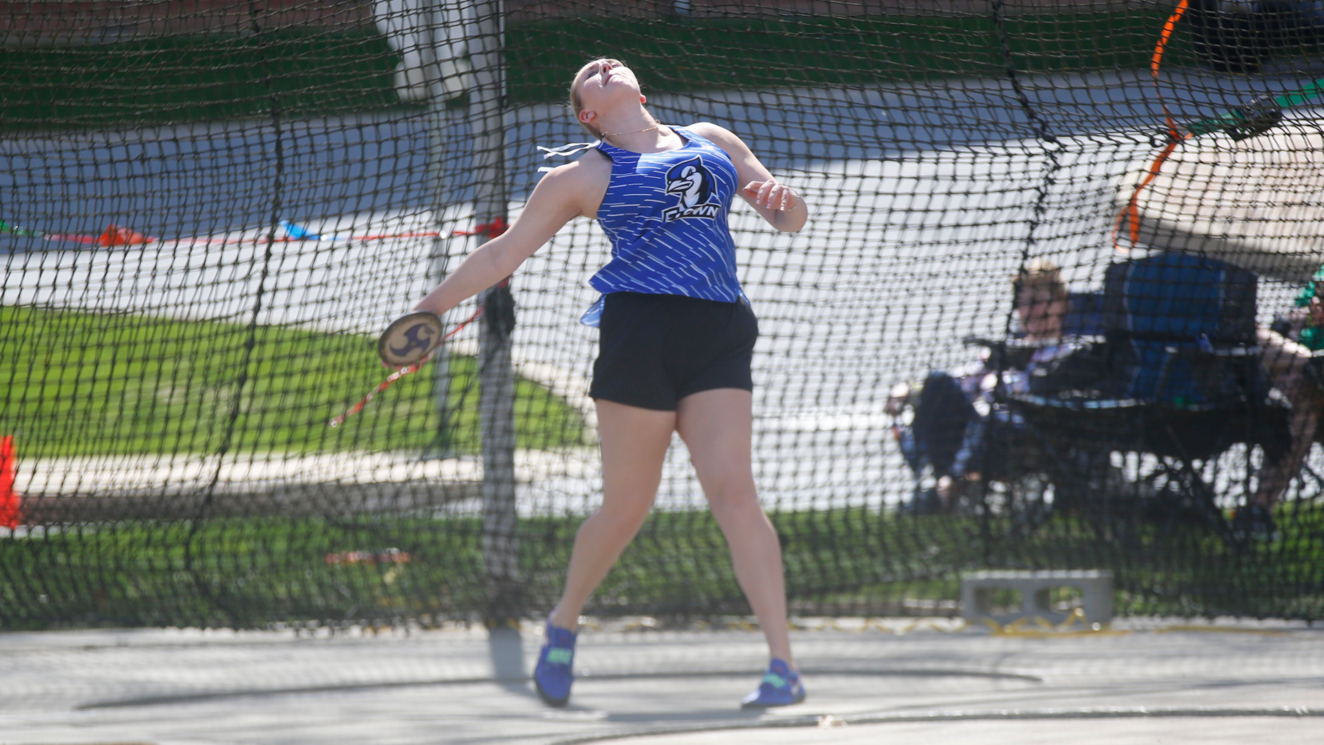 Isabella Cowger discus at York Twilight Meet 040126