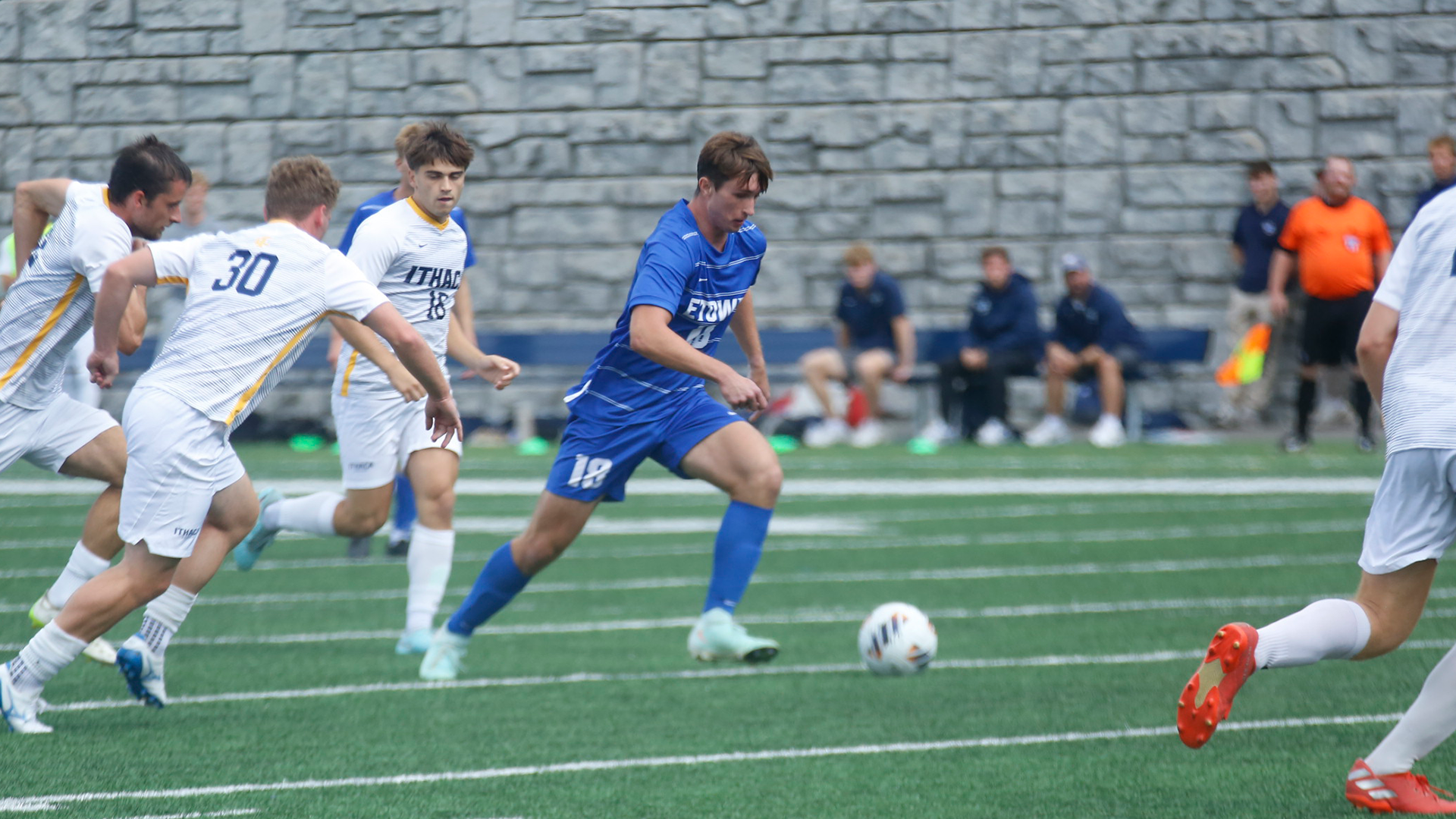 Evan Berlinski dribbles the ball for Elizabethtown College men's soccer team at Ithaca on August 30, 2025
