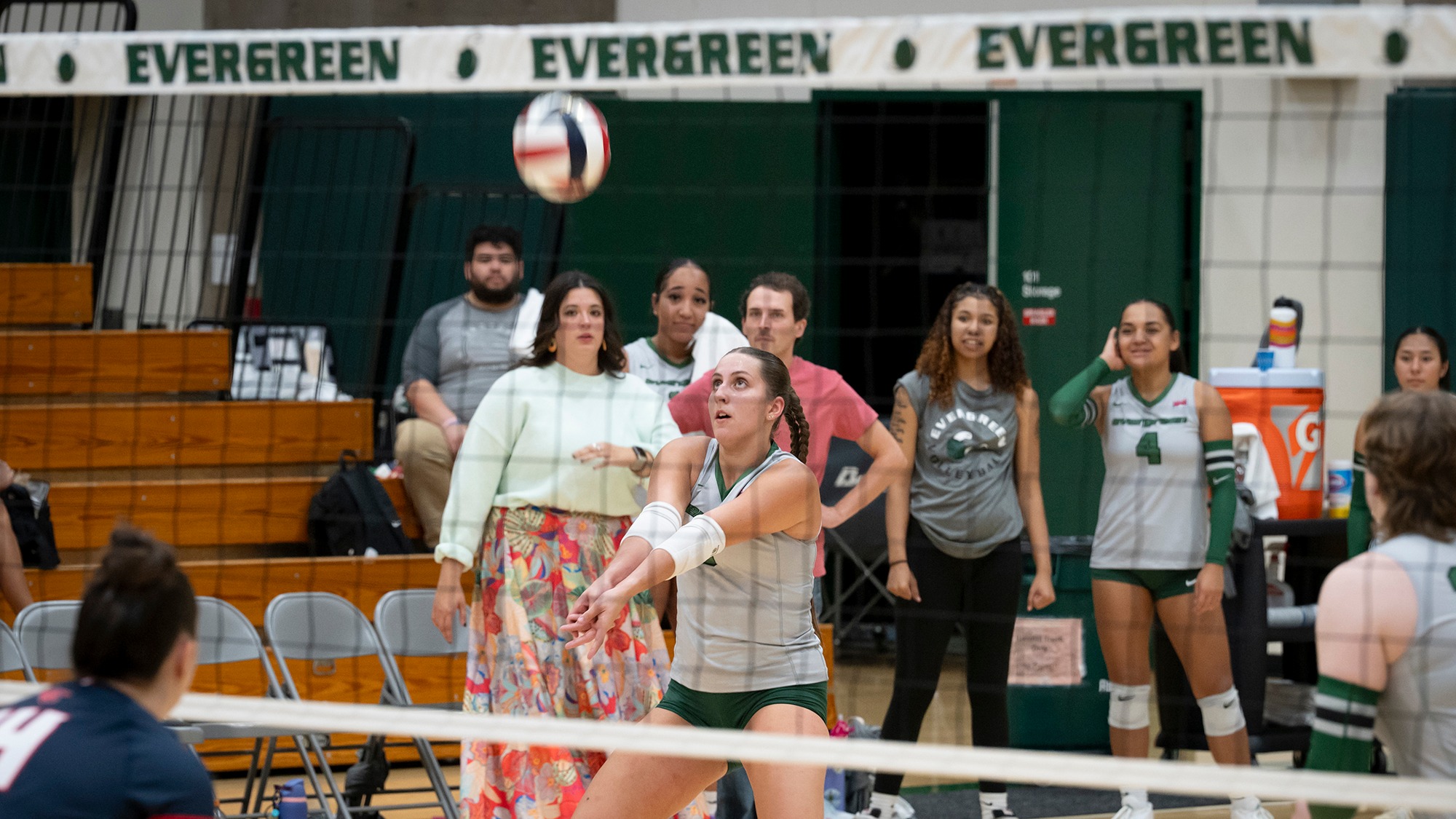 Sophia Scroggins registers a dig for the Geoducks.