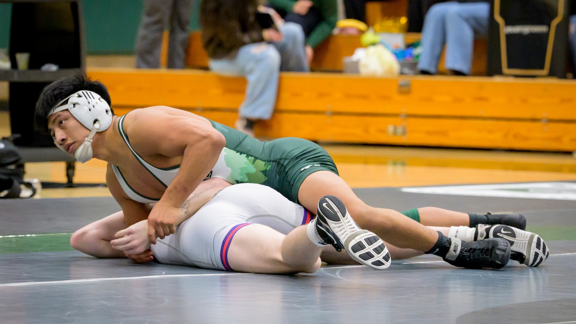 Horacio Godinez is in control for the Geoducks.