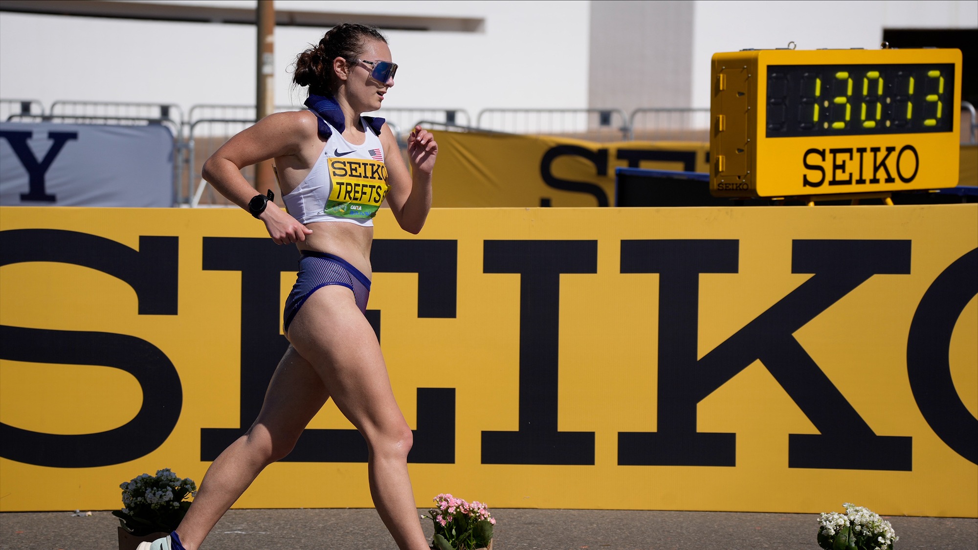 Izabelle Trefts competes in the half marathon at the 2026 World Race Walking Team Championships.