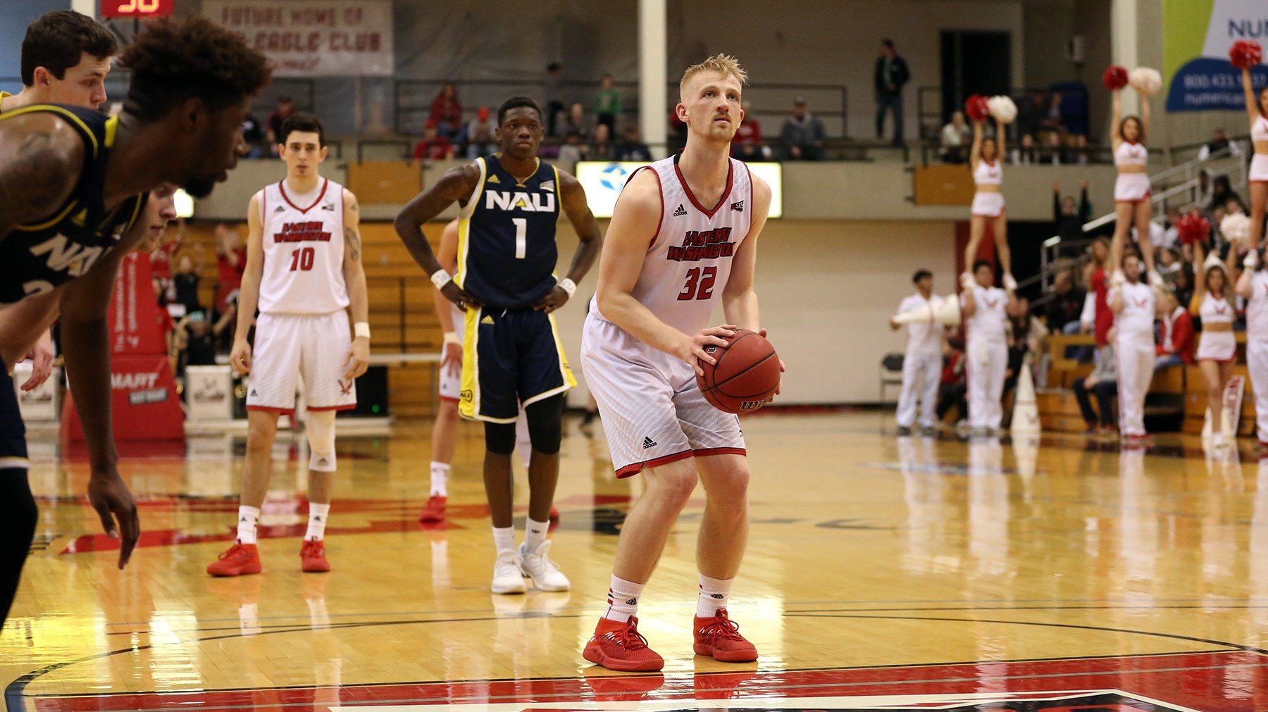 Bliznyuk Breaks NCAA SingleSeason Consecutive Free Throws Record