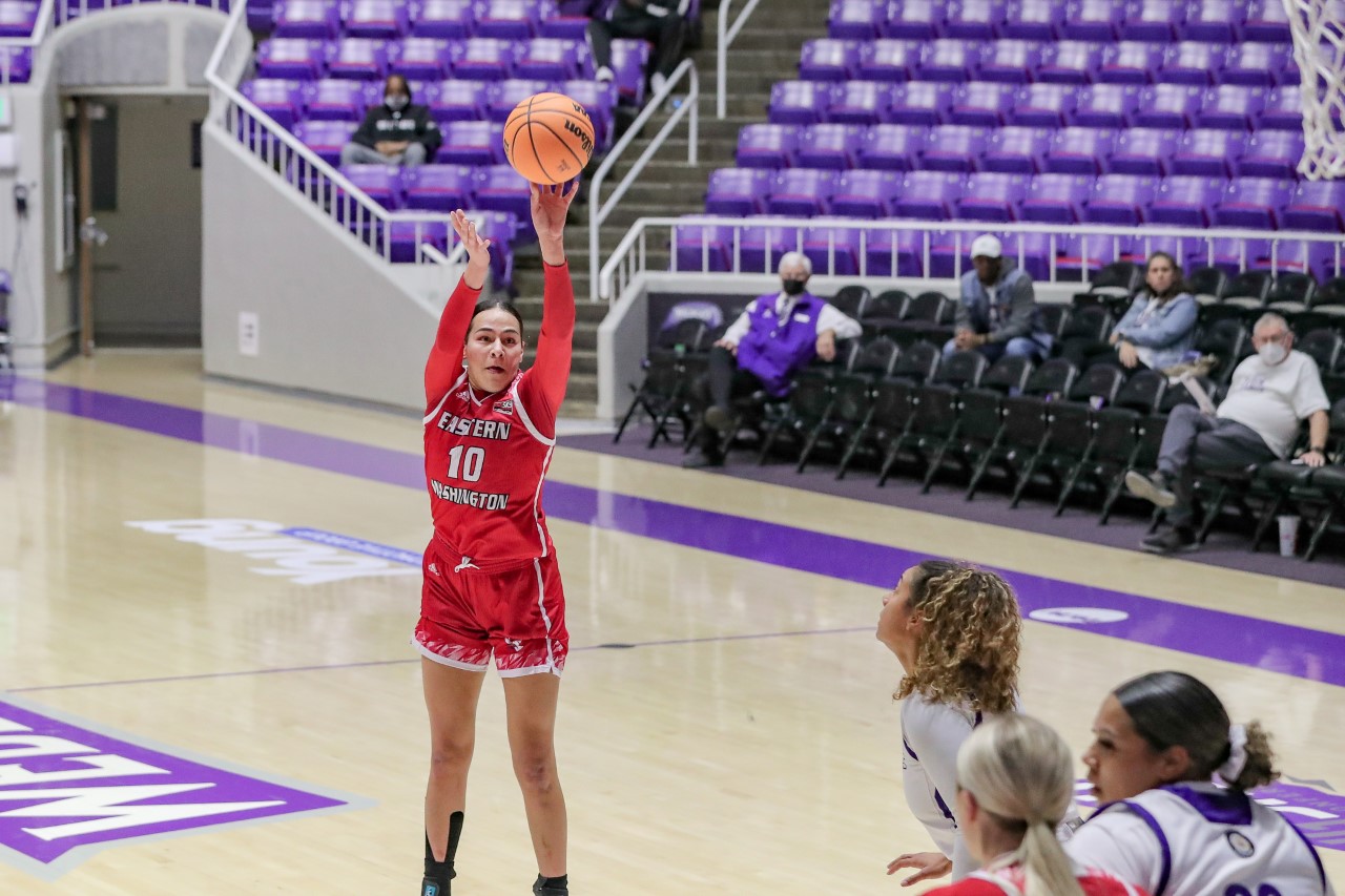 Buckley Powers Fourth Quarter Surge Against Wildcats Eastern