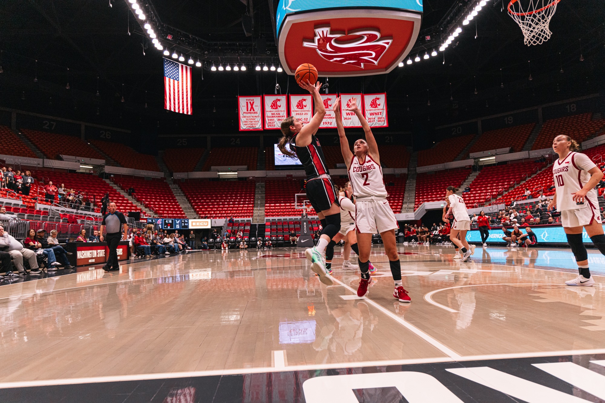 Bowers jumper vs. WSU '25