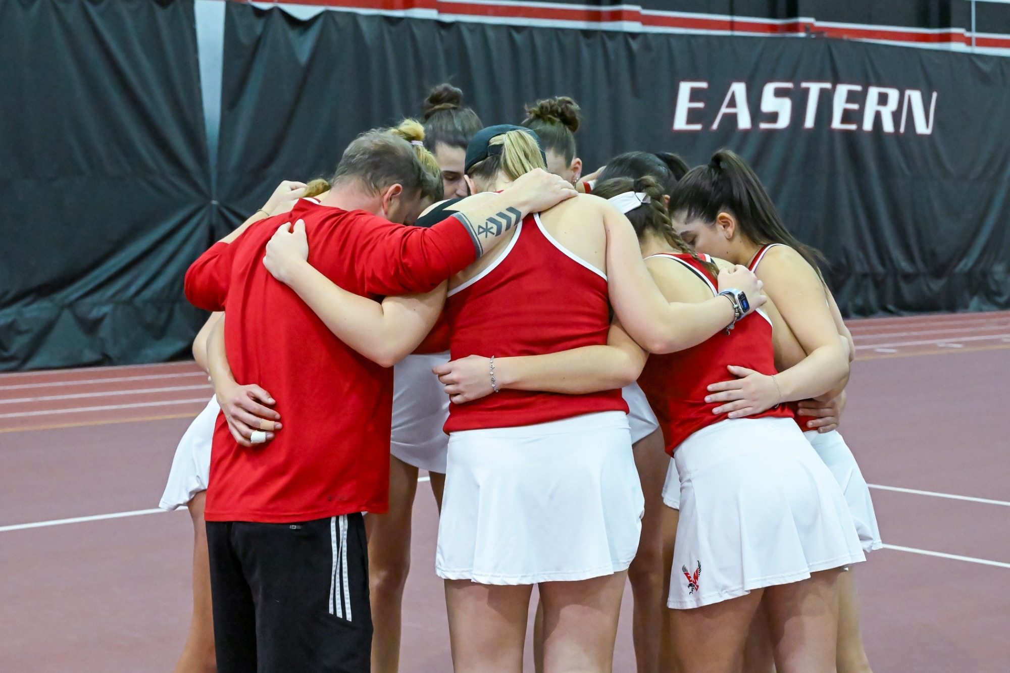 Team huddle vs. Idaho '26