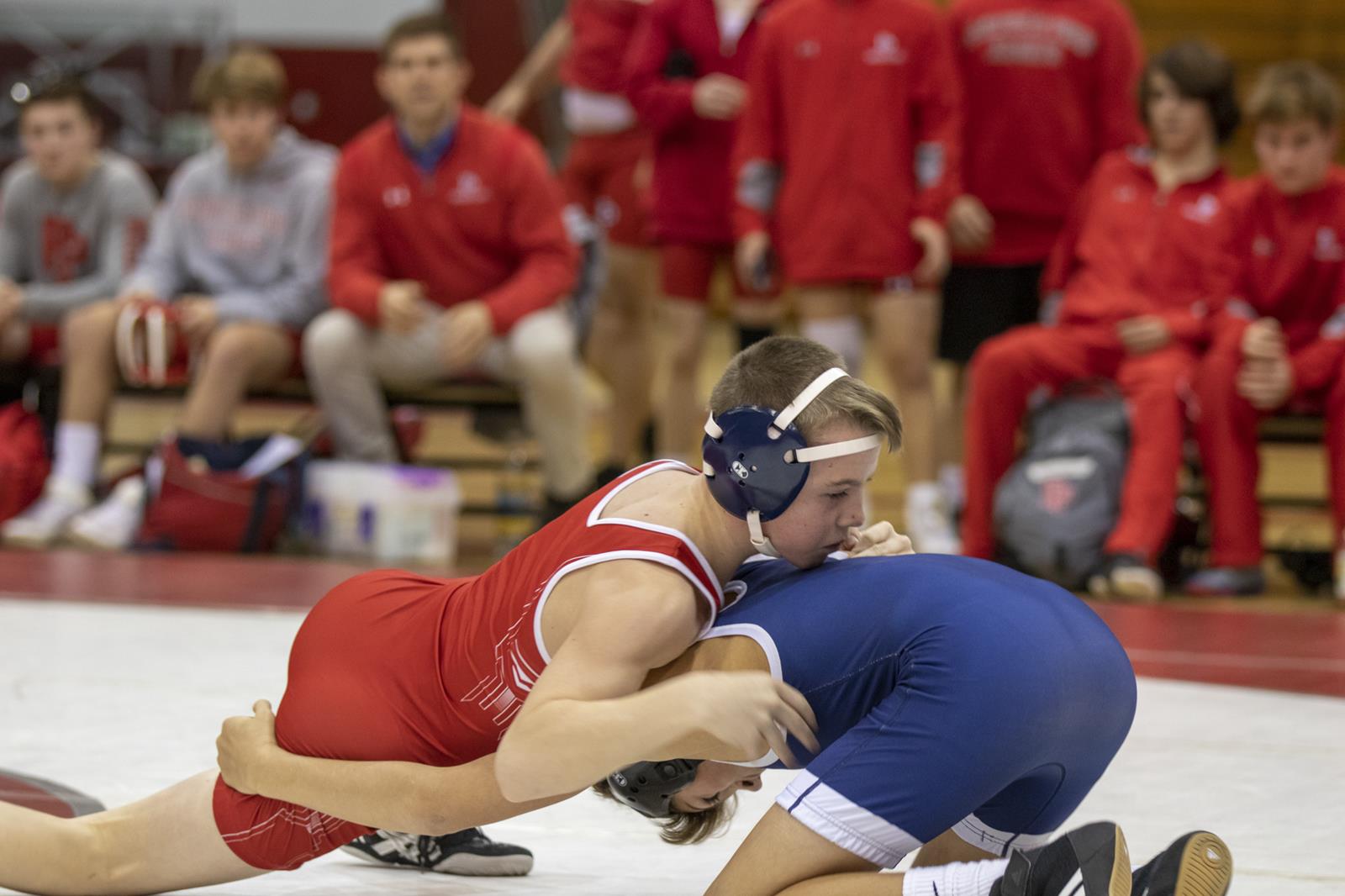 Prep wrestling earns regular season divisional title Fairfield
