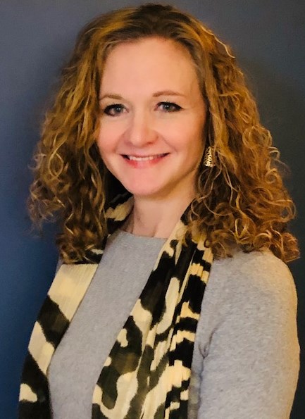 Lisa Arnold headshot