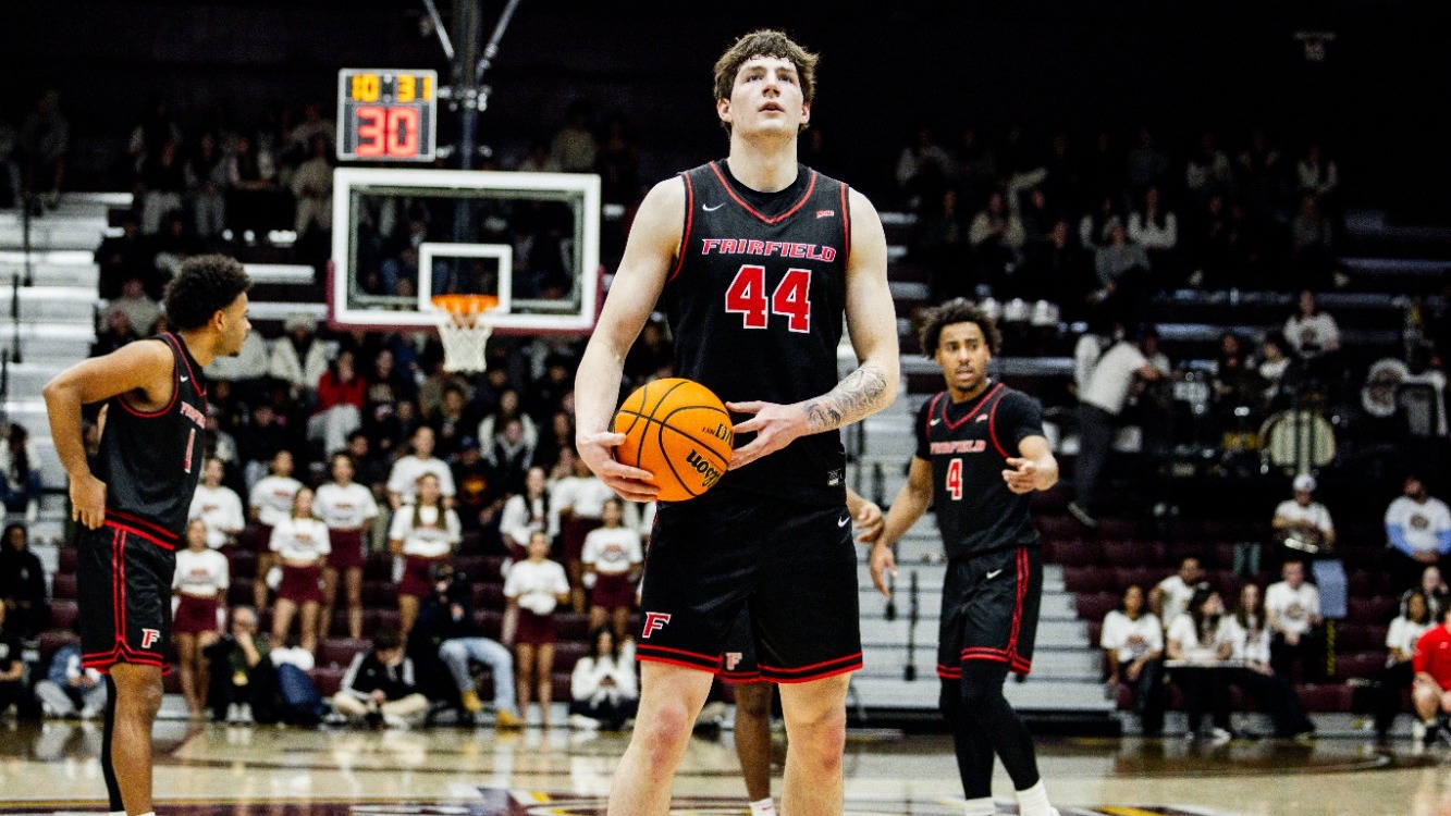 Declan Wucherpfennig at Iona