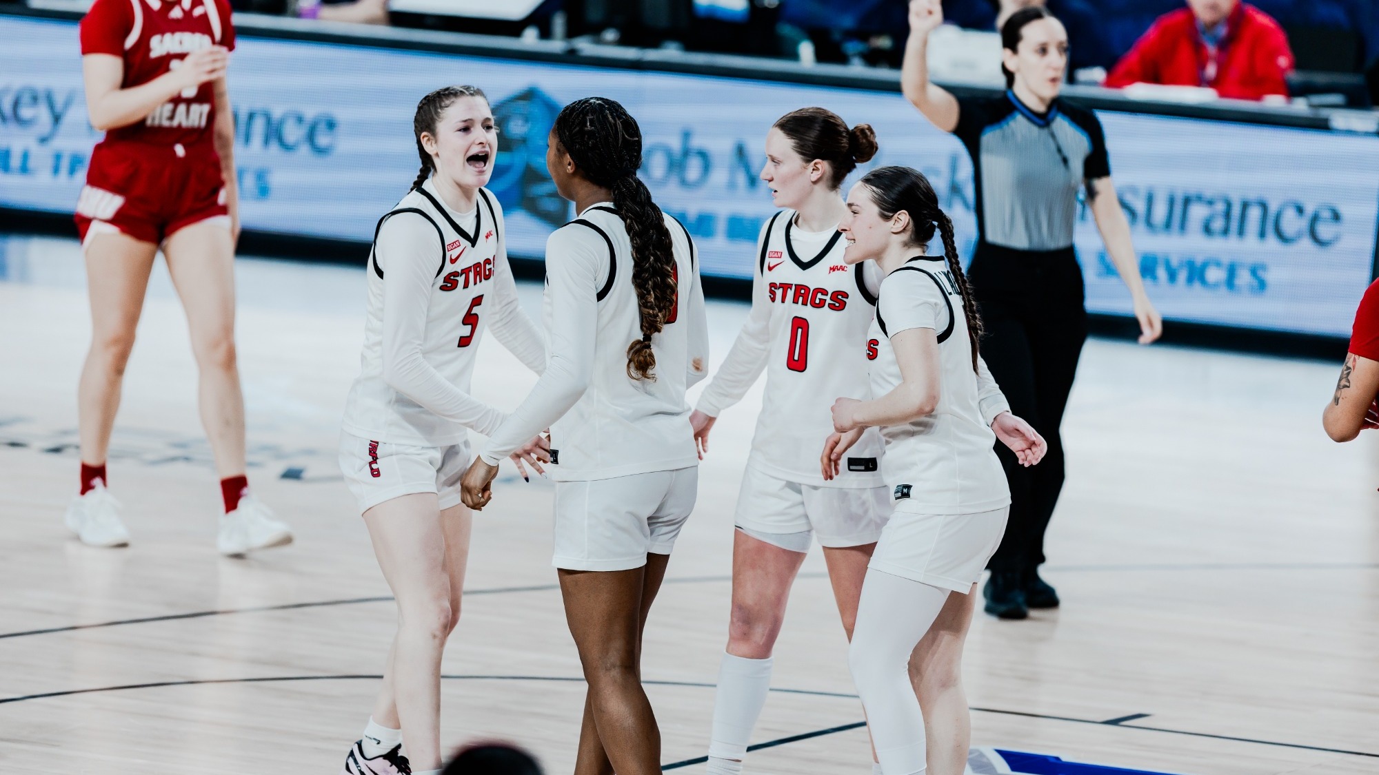 Stags on the court against Sacred Heart