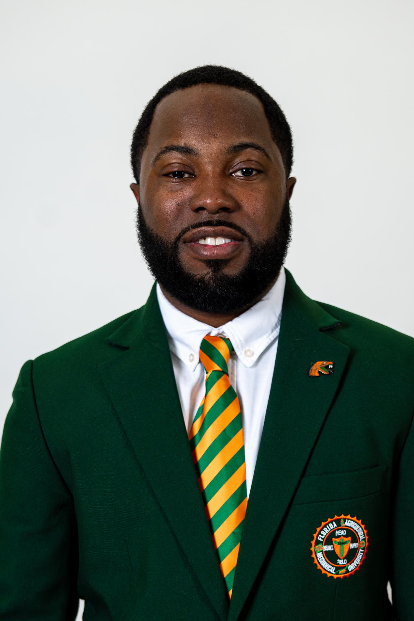 Ryan Chili Davis Headshot