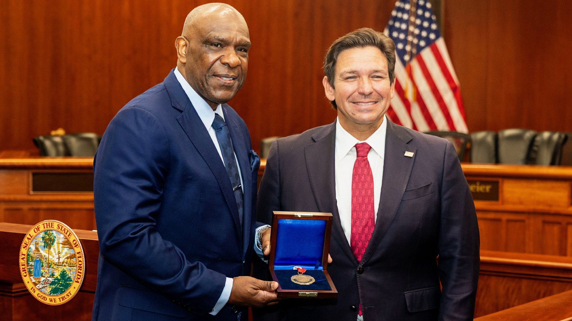 Andre Dawson Receives Florida Governor’s Medal of Freedom