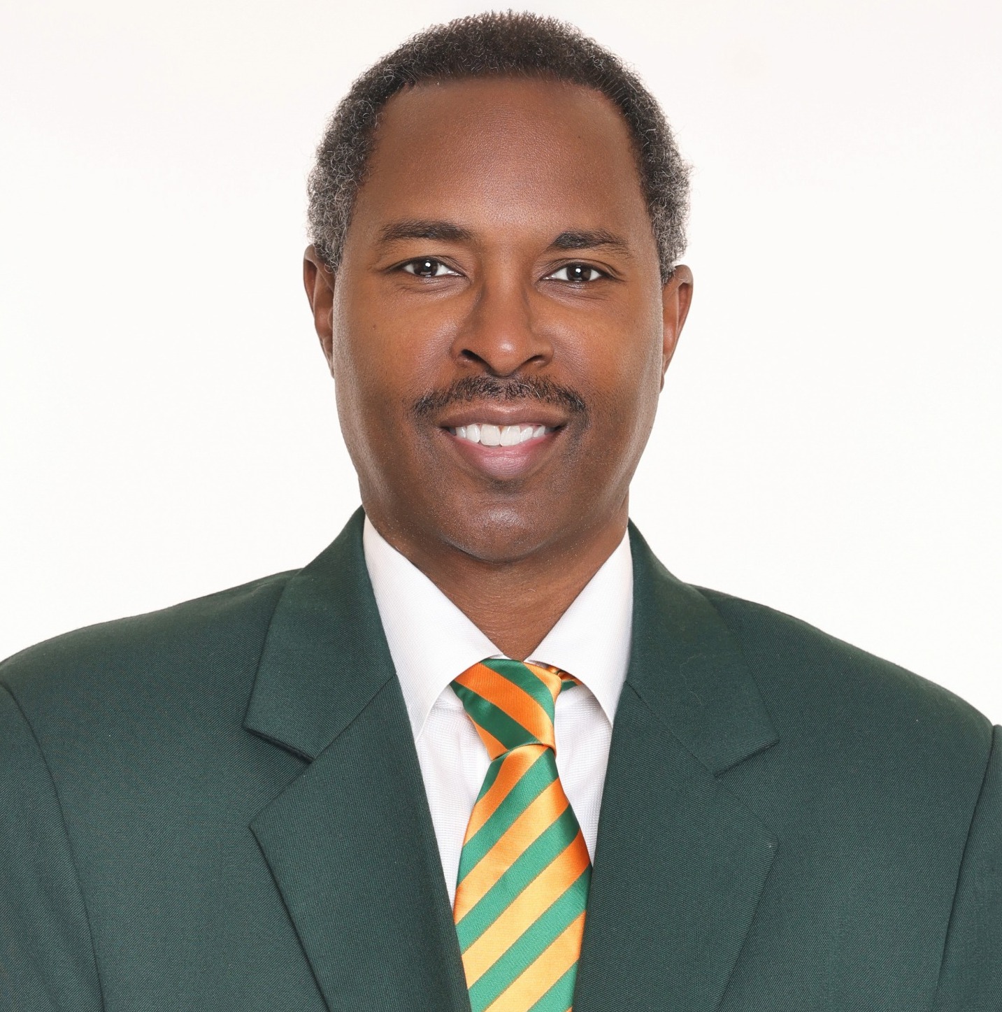 Charlie Ward Headshot 2026-27