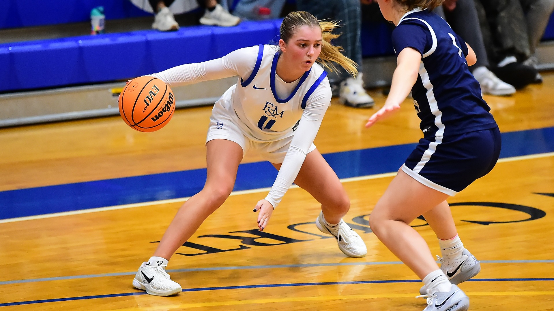 Neville, Lizzie-WBBvsUCRecap